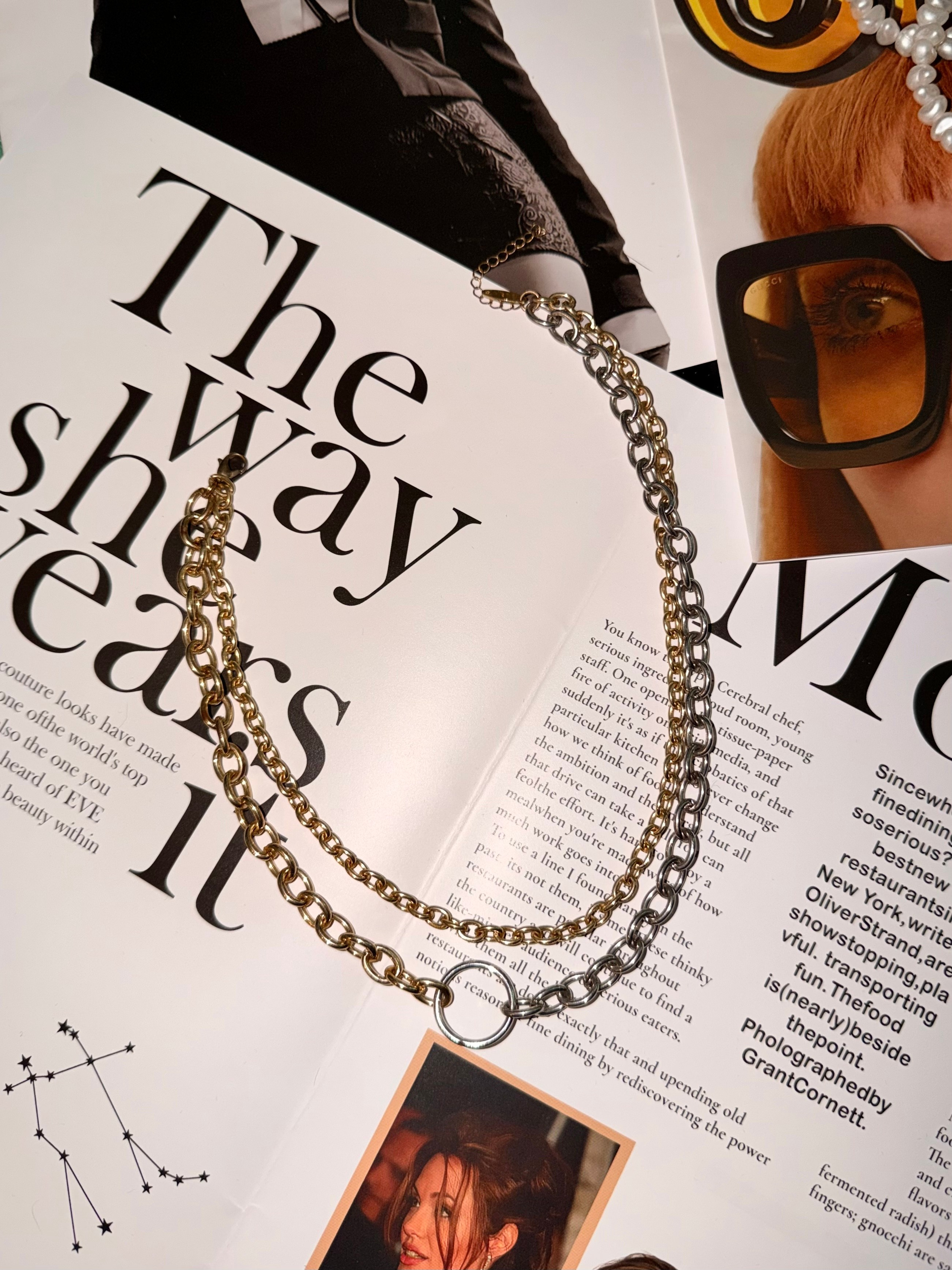 Украшения. Первая студия автопортрета в Донецке КЬЮ