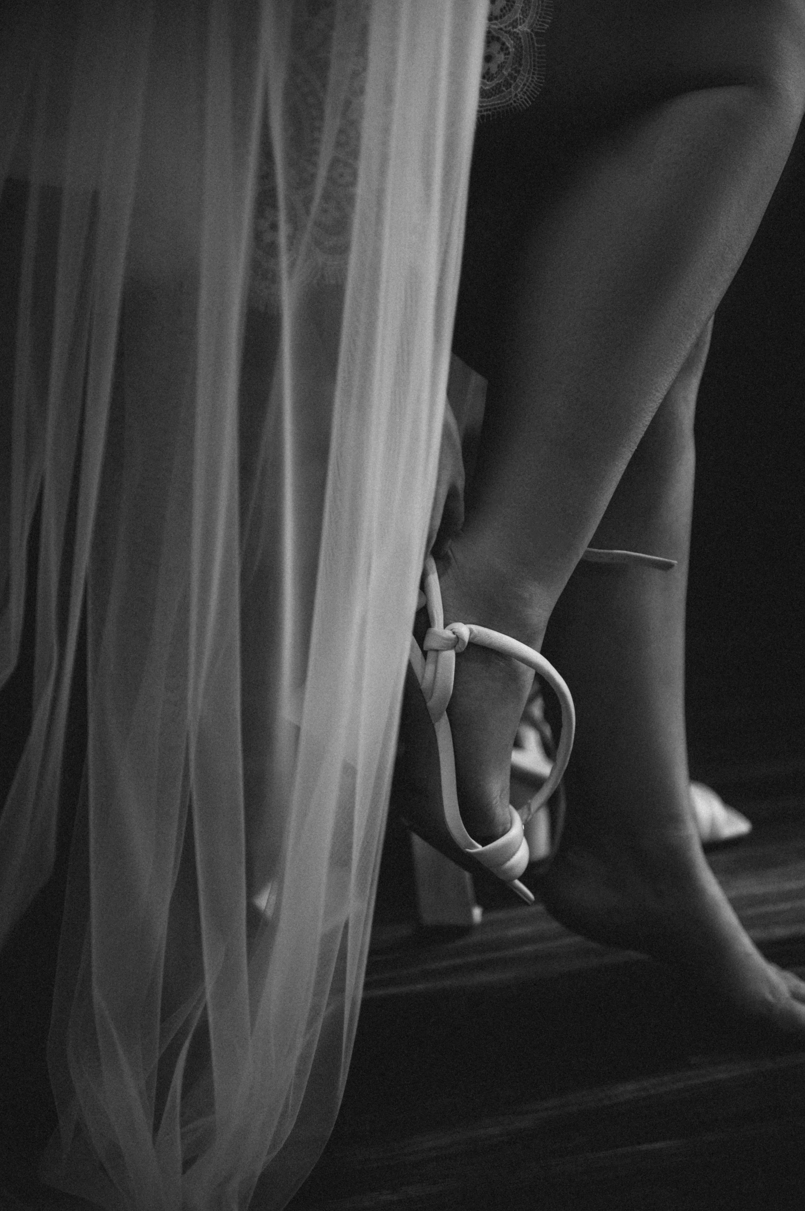 Свадьба с венчанием в Щелково. Прогулка в Гребнево, ресторан Кинза, отель Премиум. Свадебный и семейный фотограф Виктория Носачёва. Щелково, Москва и МО