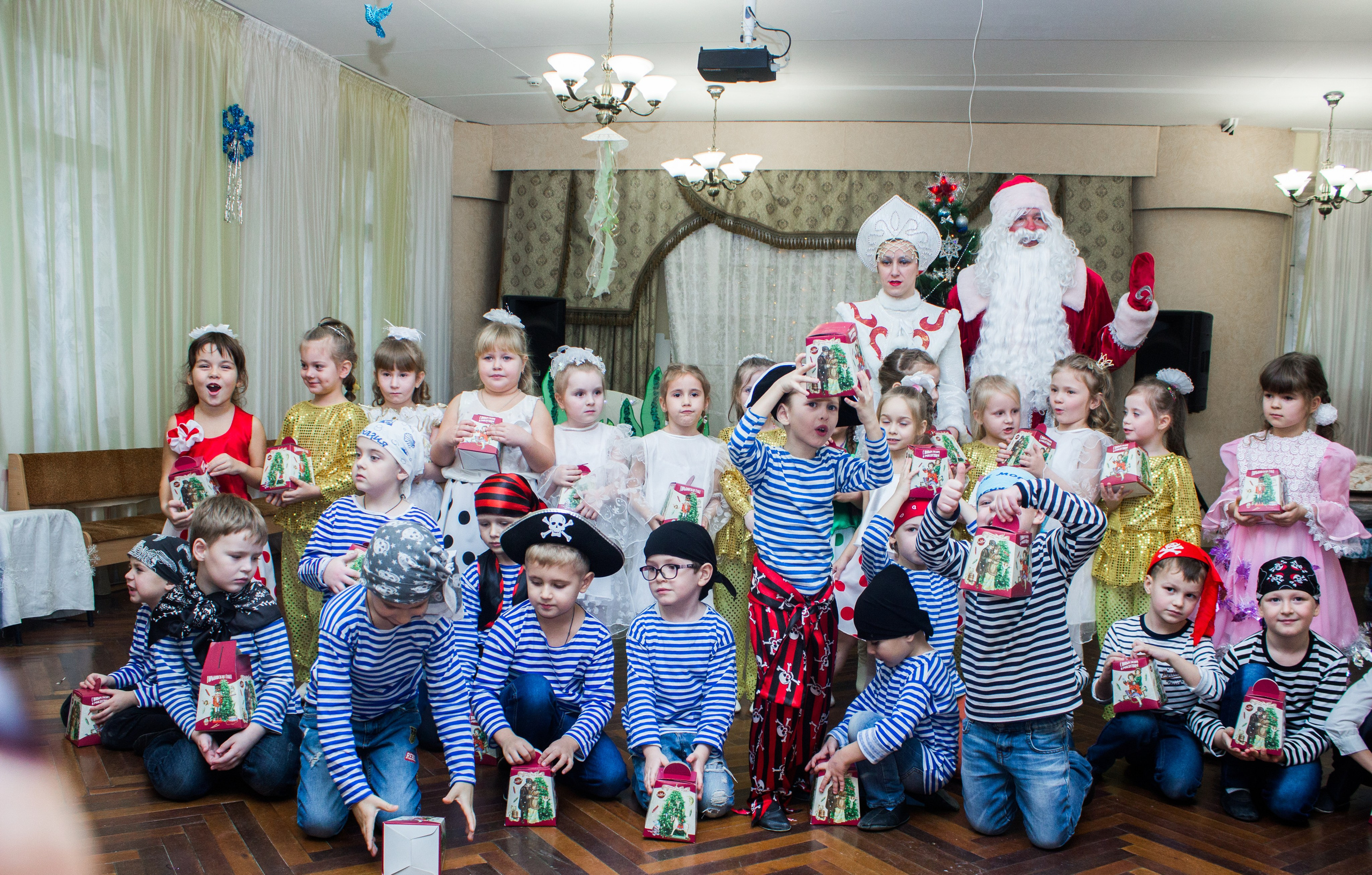 Новогодний утренник в детском саду. Детский и семейный фотограф, фотограф мероприятий Нижний Новгород