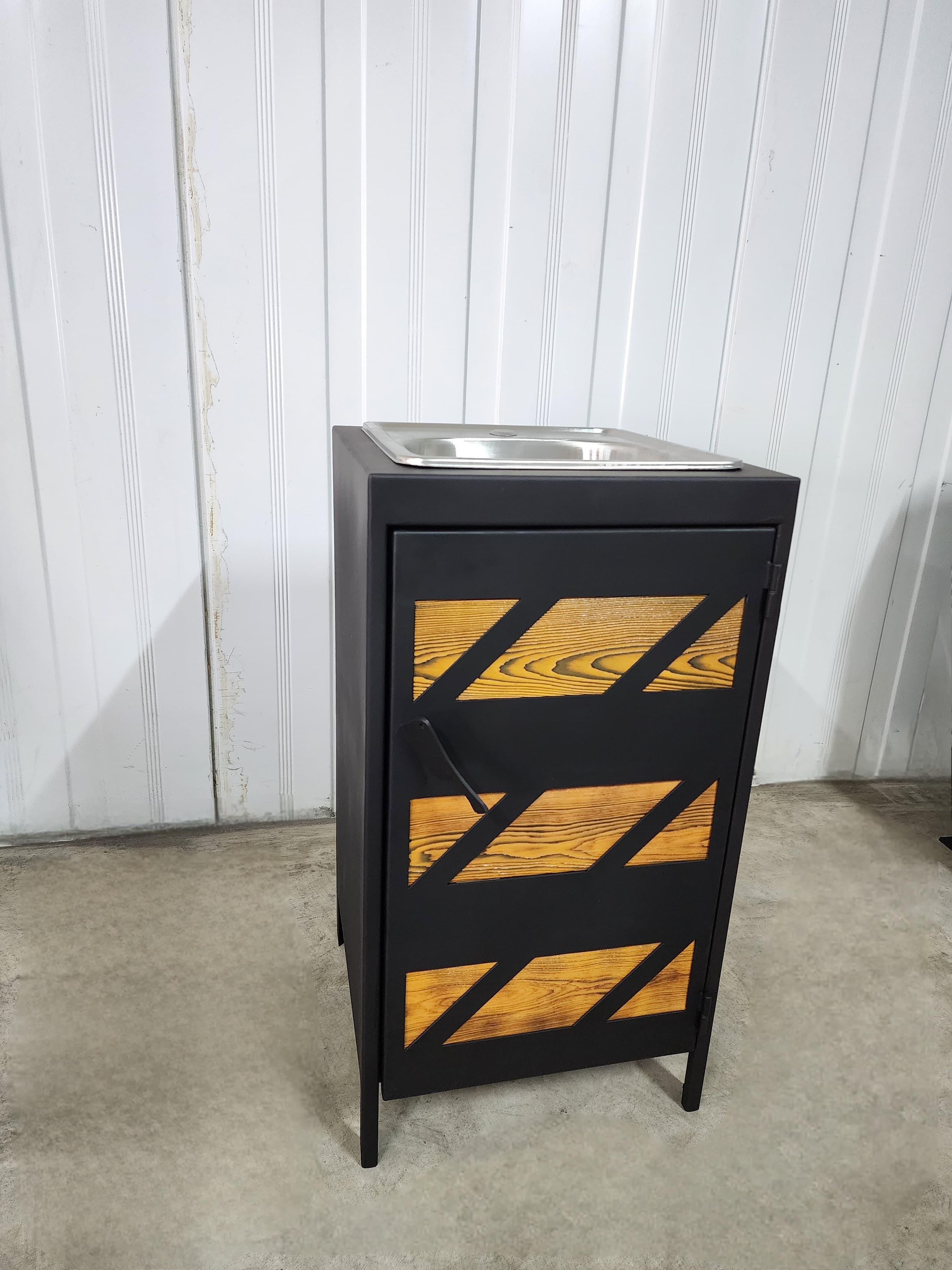 Тумбочки приставные. Купить / заказать мангал для дома в Краснодаре от производителя «Мангал Мастер»