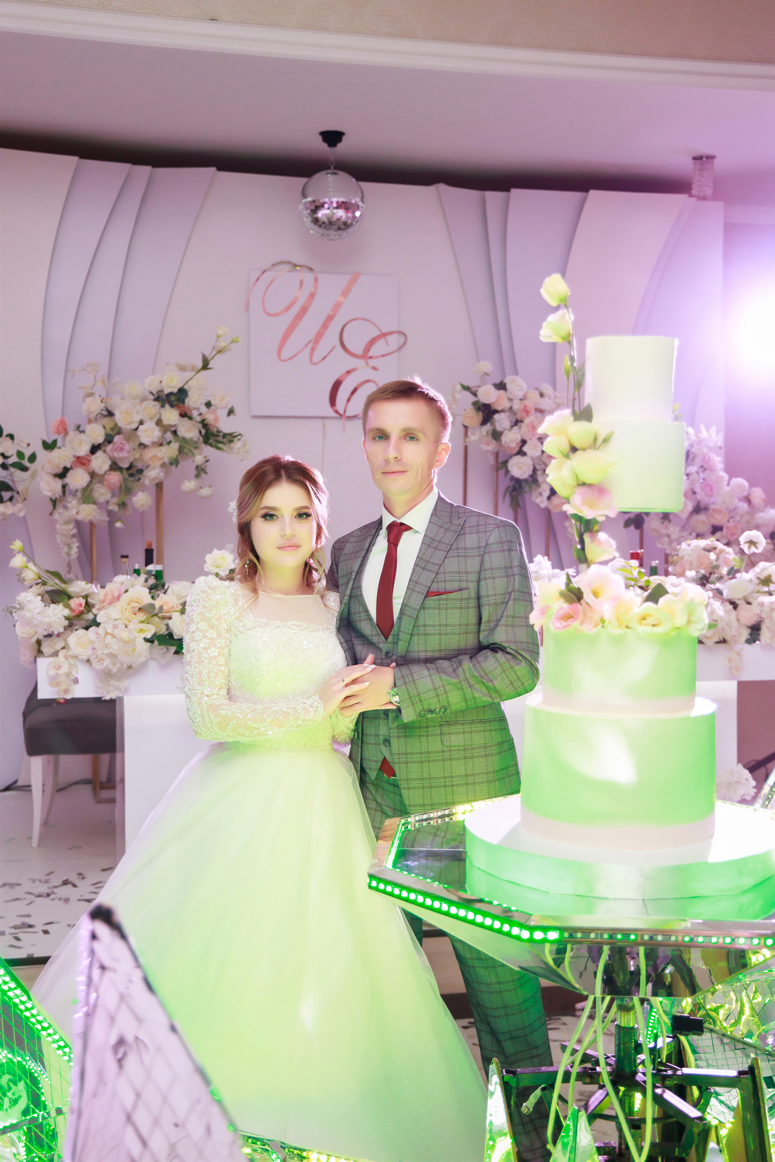 СВАДЕБНЫЕ ФОТОСЕССИИ. Свадебный и семейный фотограф в г. Майкопе (выезд по республике и краю)