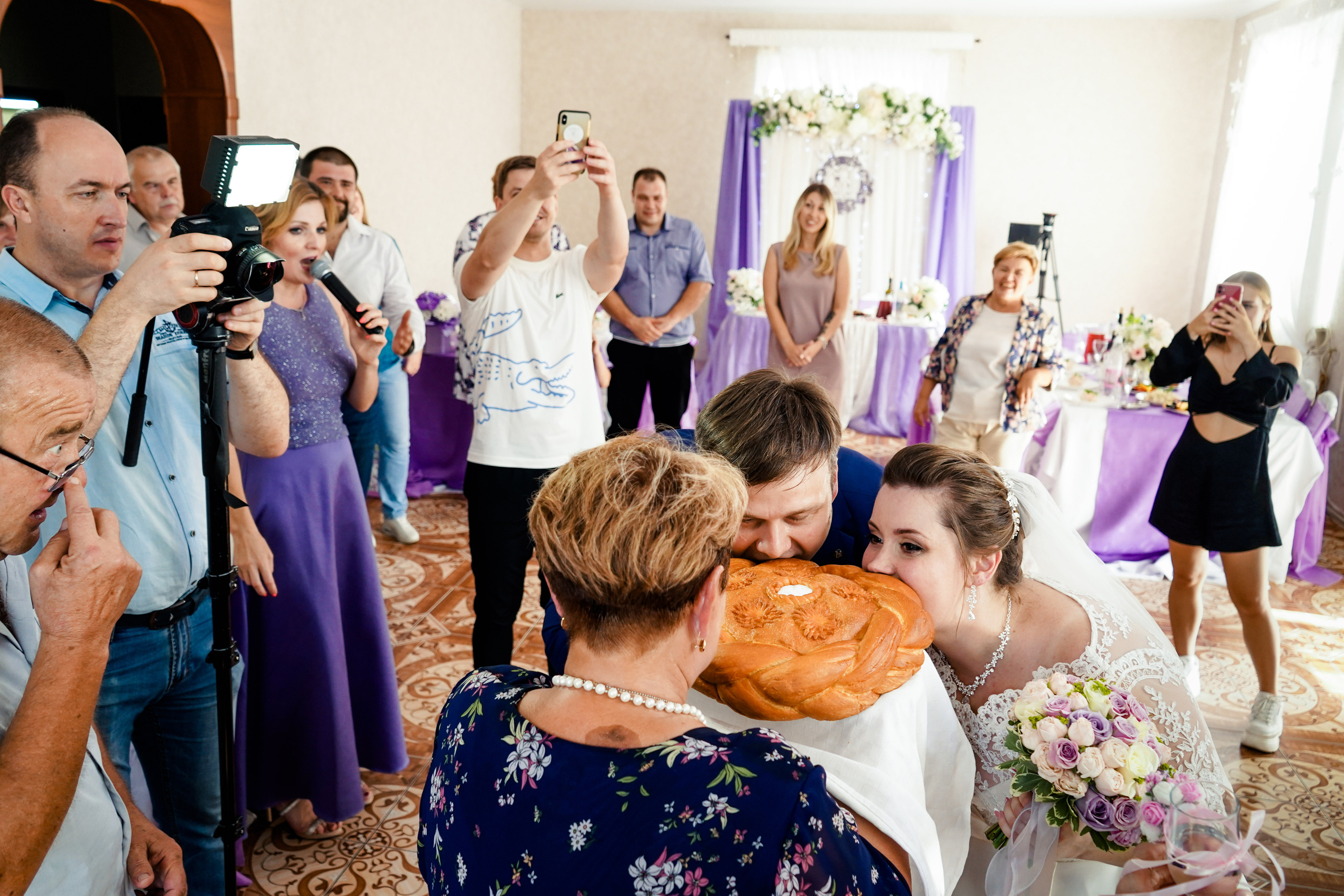 Илья и Ирина 20 августа, свадебная фотосъемка. Семейный и портретный фотограф в Екатеринбурге Анна Лобанова