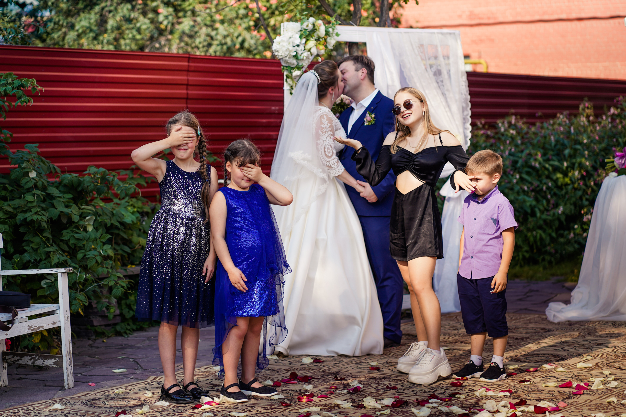 Илья и Ирина 20 августа, свадебная фотосъемка. Семейный и портретный фотограф в Екатеринбурге Анна Лобанова