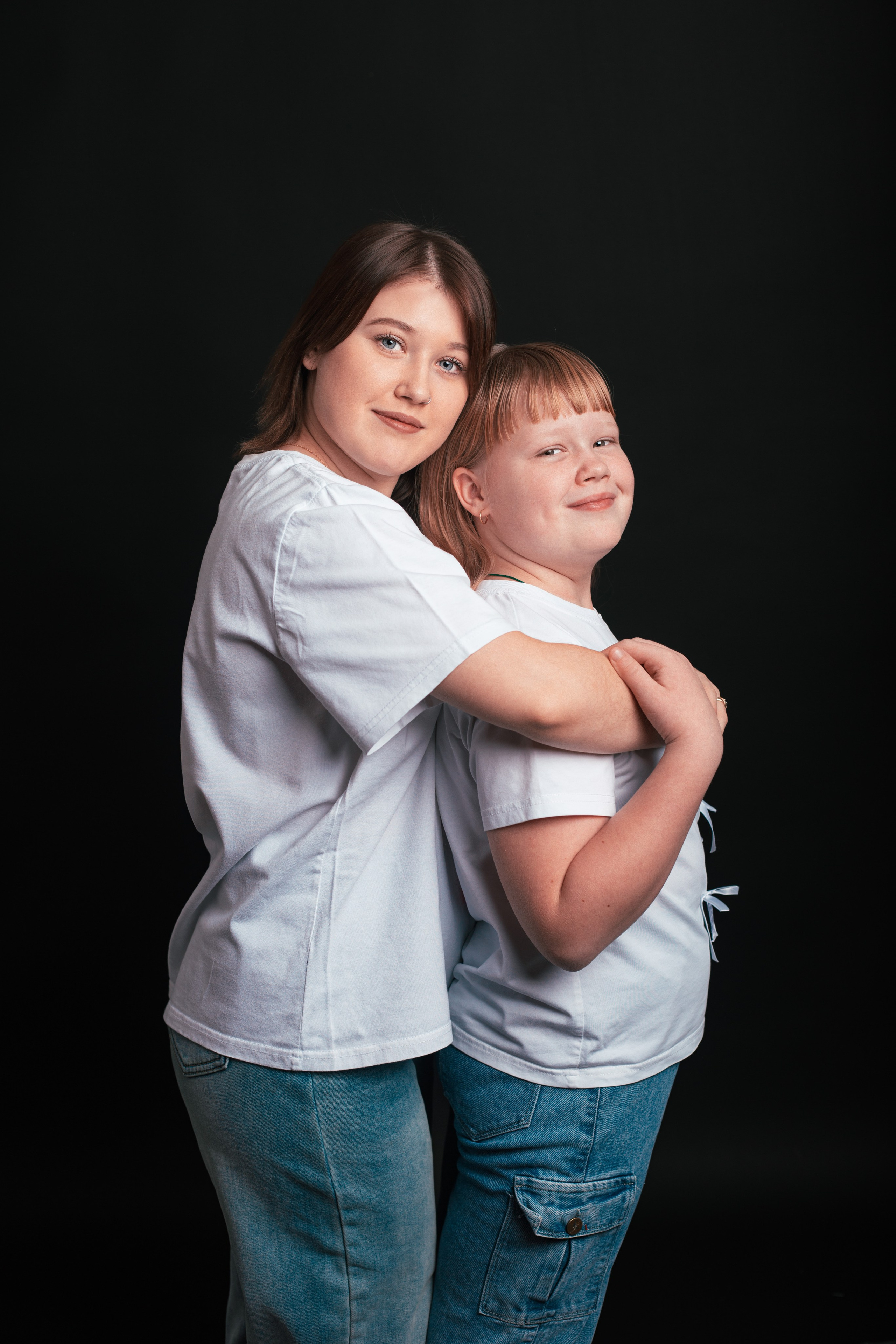 Sonya & Karina. Руслан Ивановский