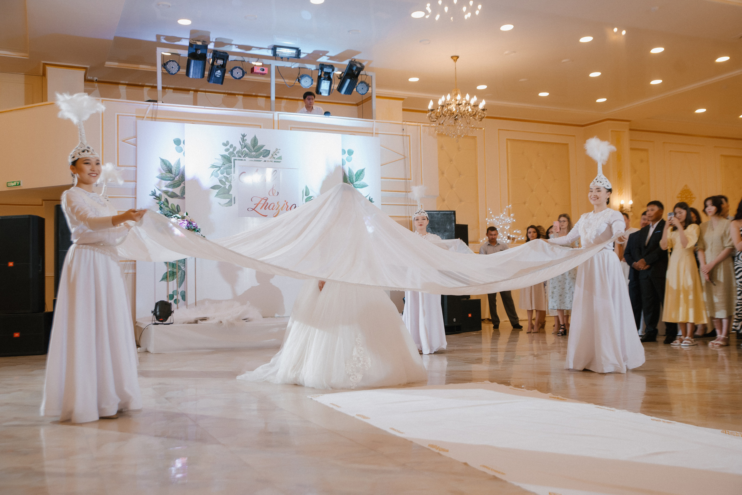 Адиль & Жазира. Фотограф Даурен Абилхаятов