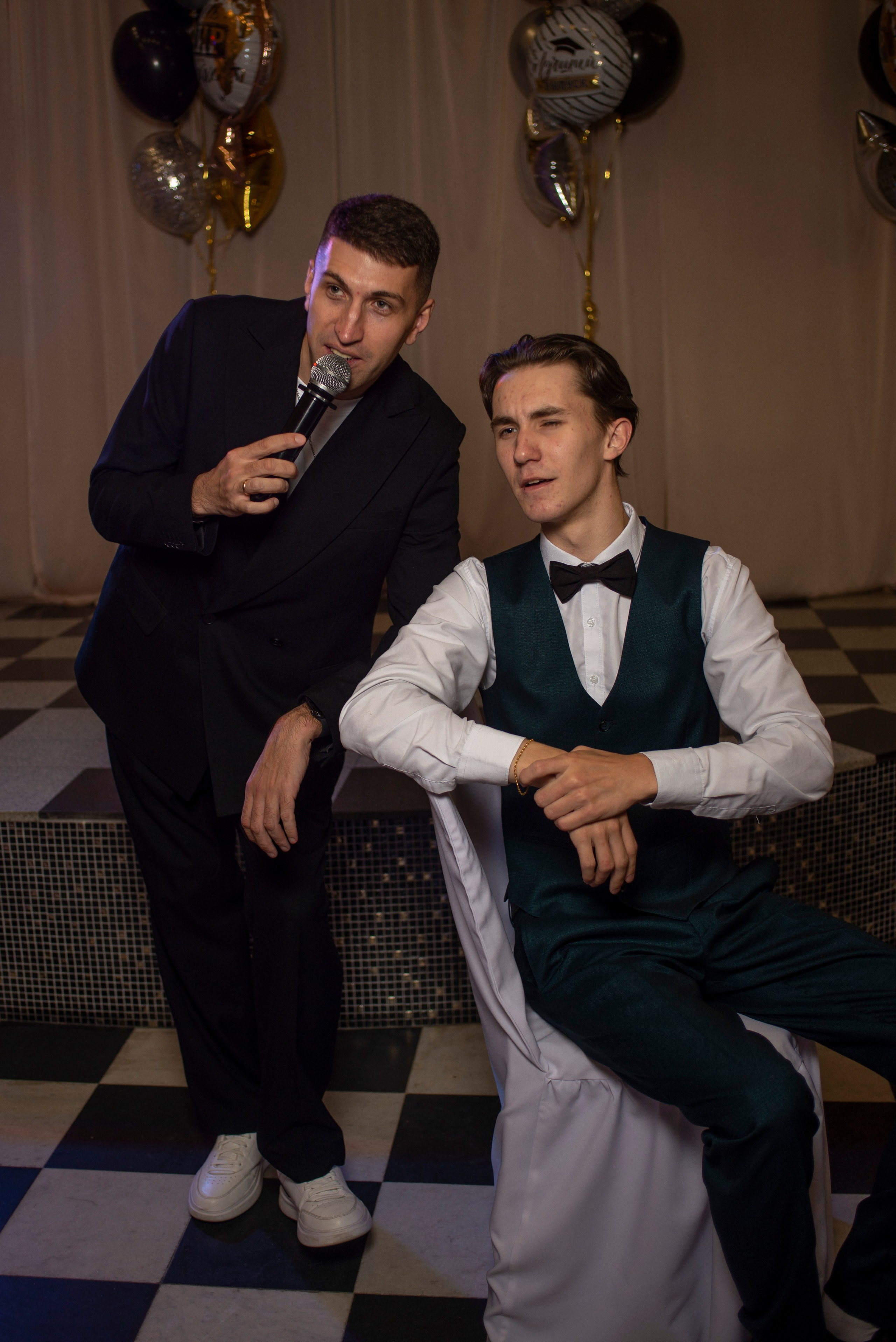 Репортажная фотосъемка выпускного дня. Выпускные альбомы Екатеринбург