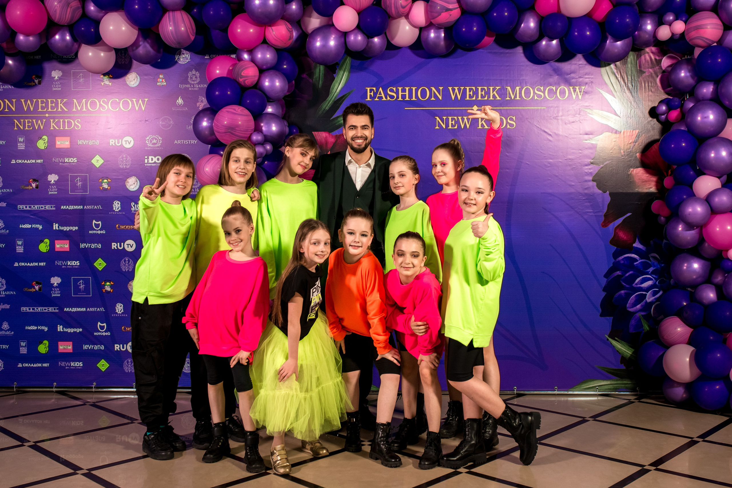 Показ Итальянской моды в России весна 2022. Женский фотограф Крещение Венчание Москва Брянск