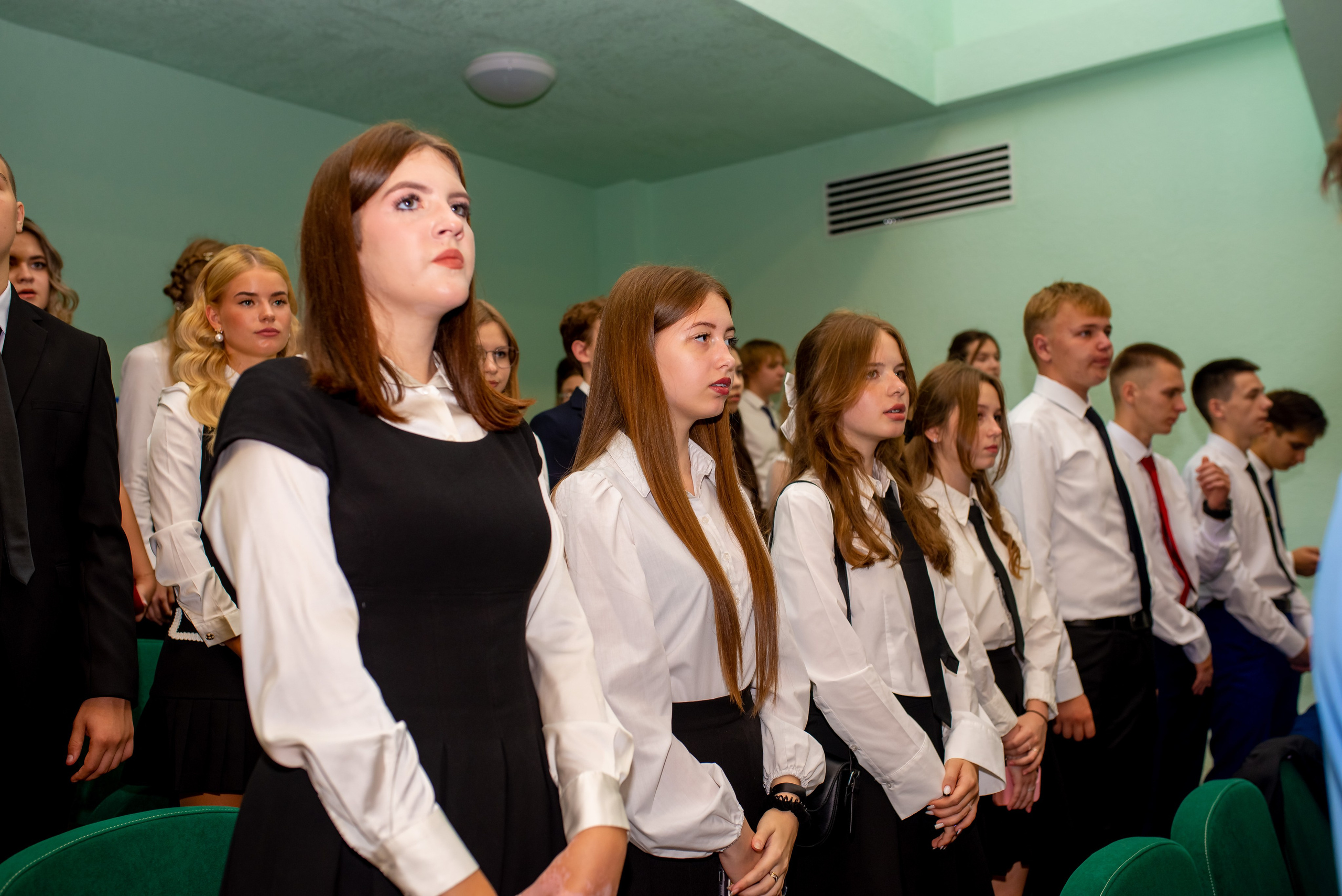 Школа 72. Женский фотограф Крещение Венчание Москва Брянск