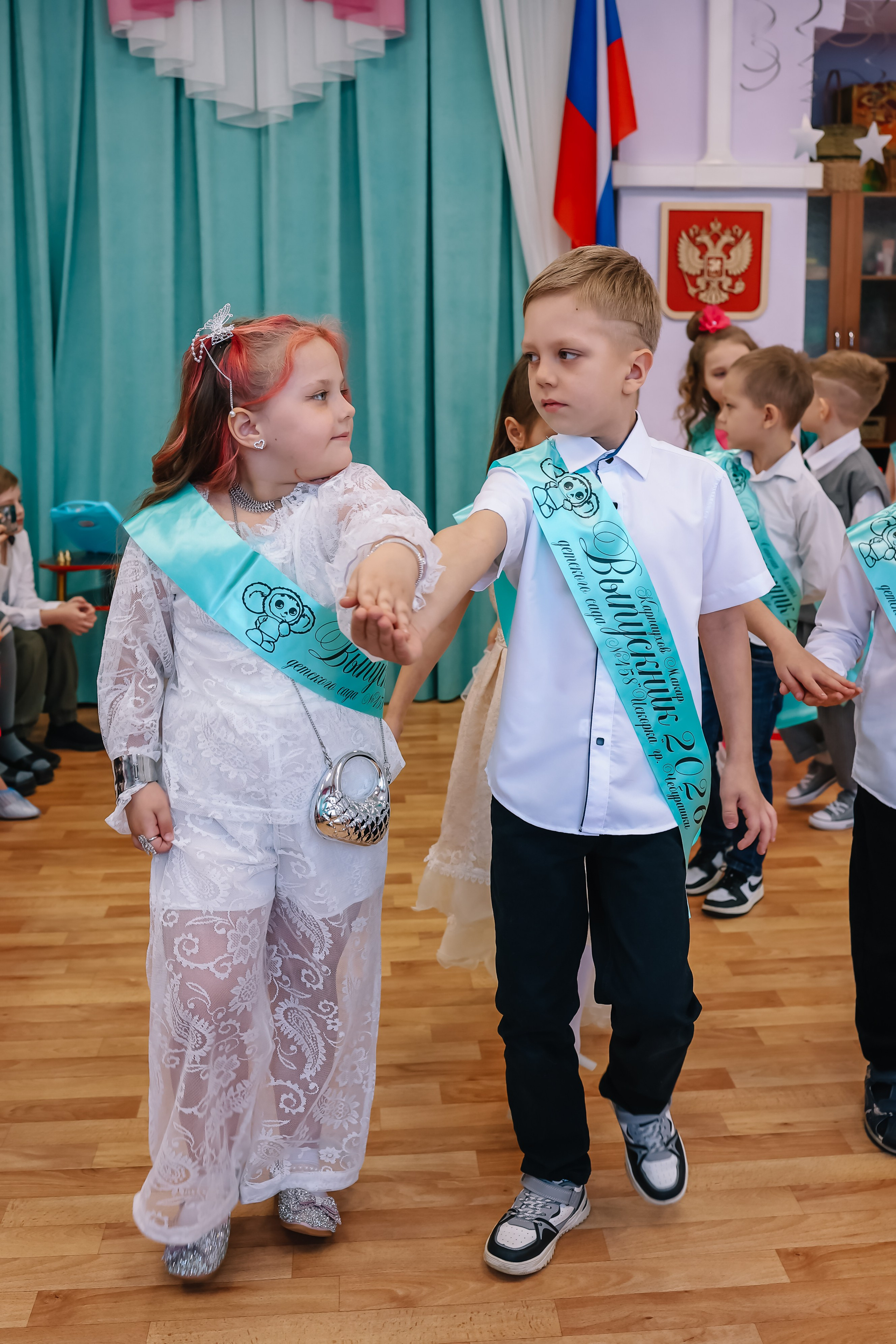 Семейный и детский женский фотограф в Новосибирске | Алёна Малахова продолжение следует  выпускные альбомы