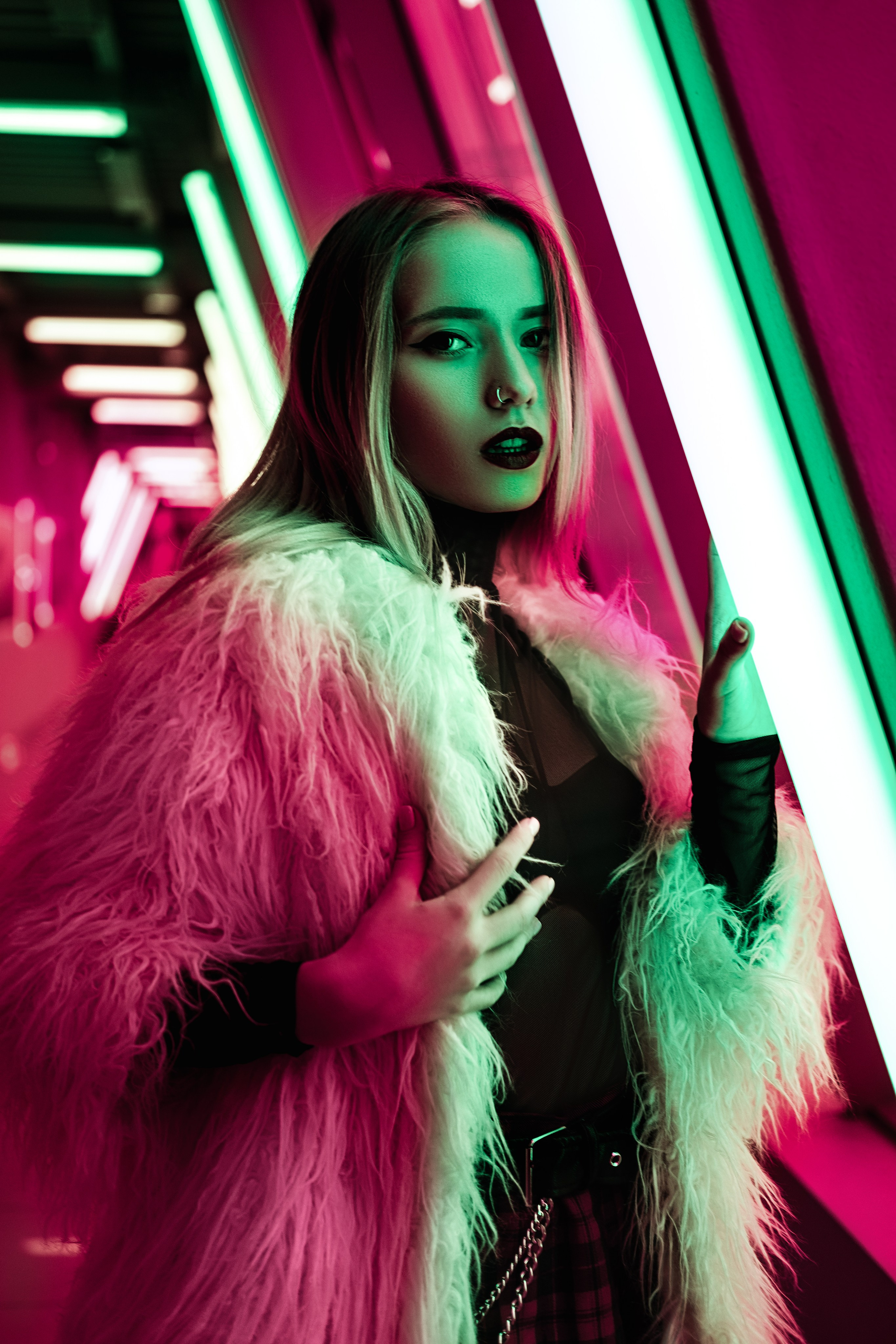 Neon. Портретный фотограф в Москве Кристина Карпинская