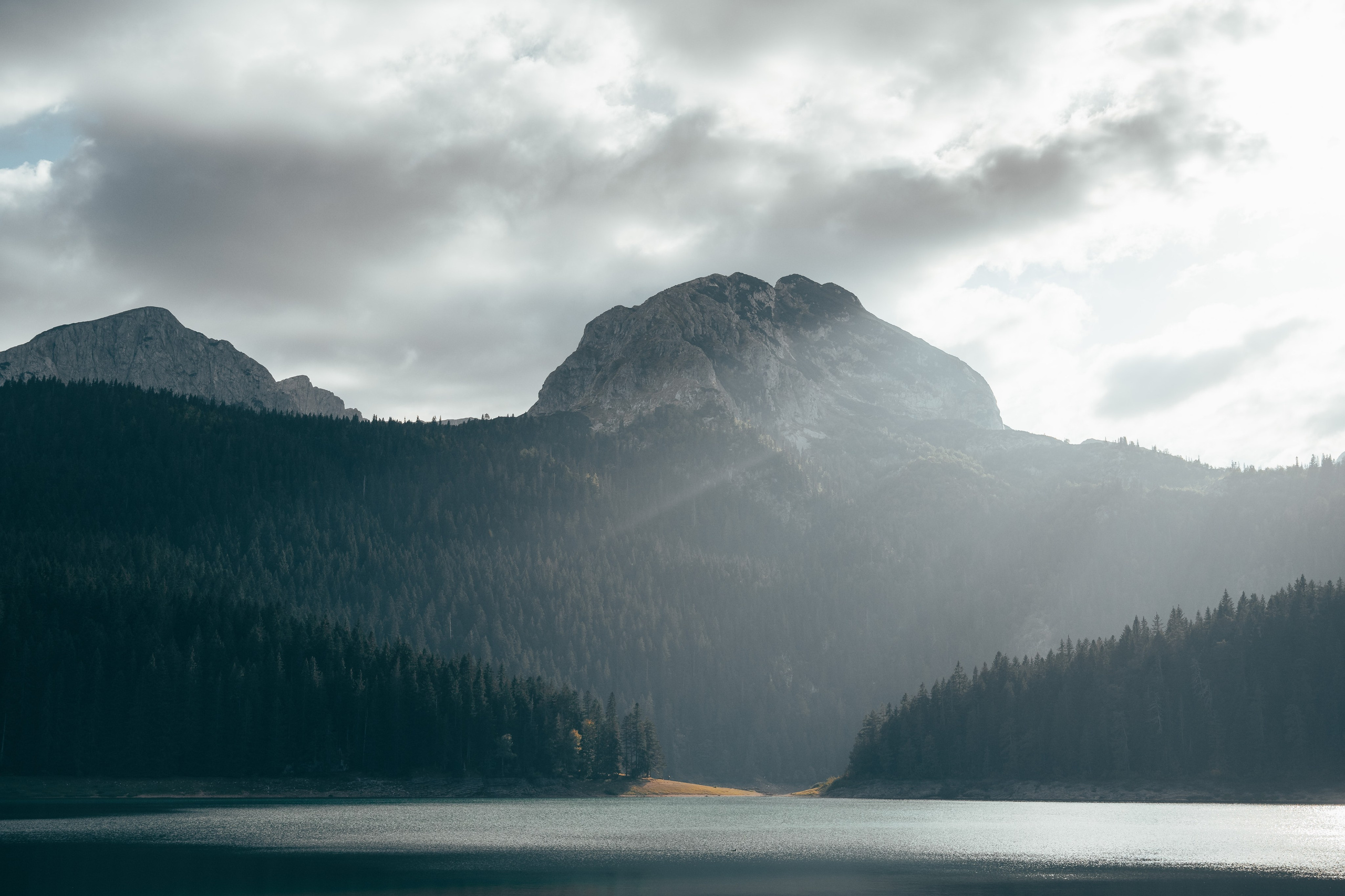 ДУРМИТОР. ЧЕРНОЕ ОЗЕРО. Фотограф в Белграде Чугреева Елена