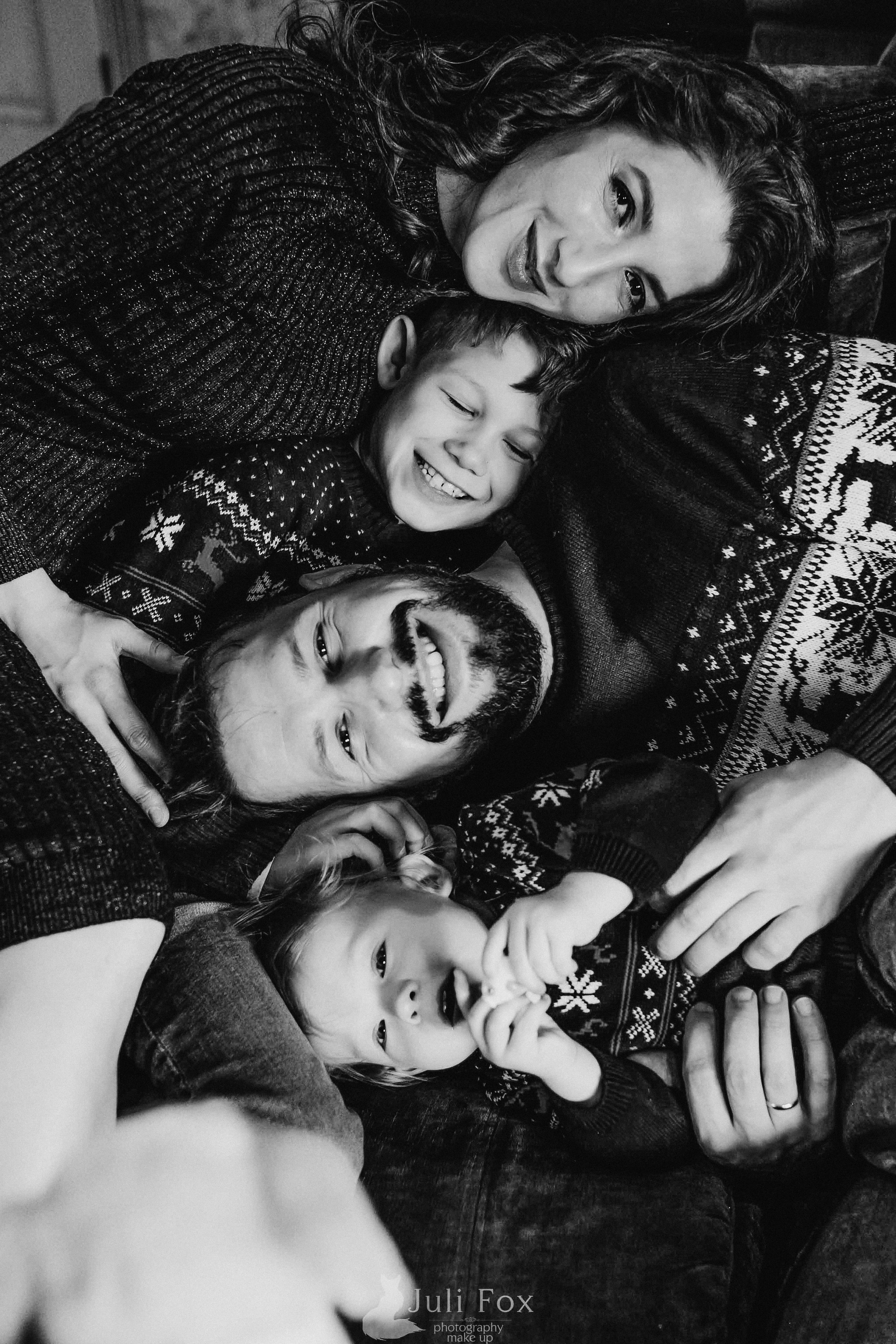 СЕМЕЙНЫЕ. БЕРЕМЕННОСТЬ. Портретный, свадебный, репортажный фотограф во Владивостоке Юлиана Джули Фокс