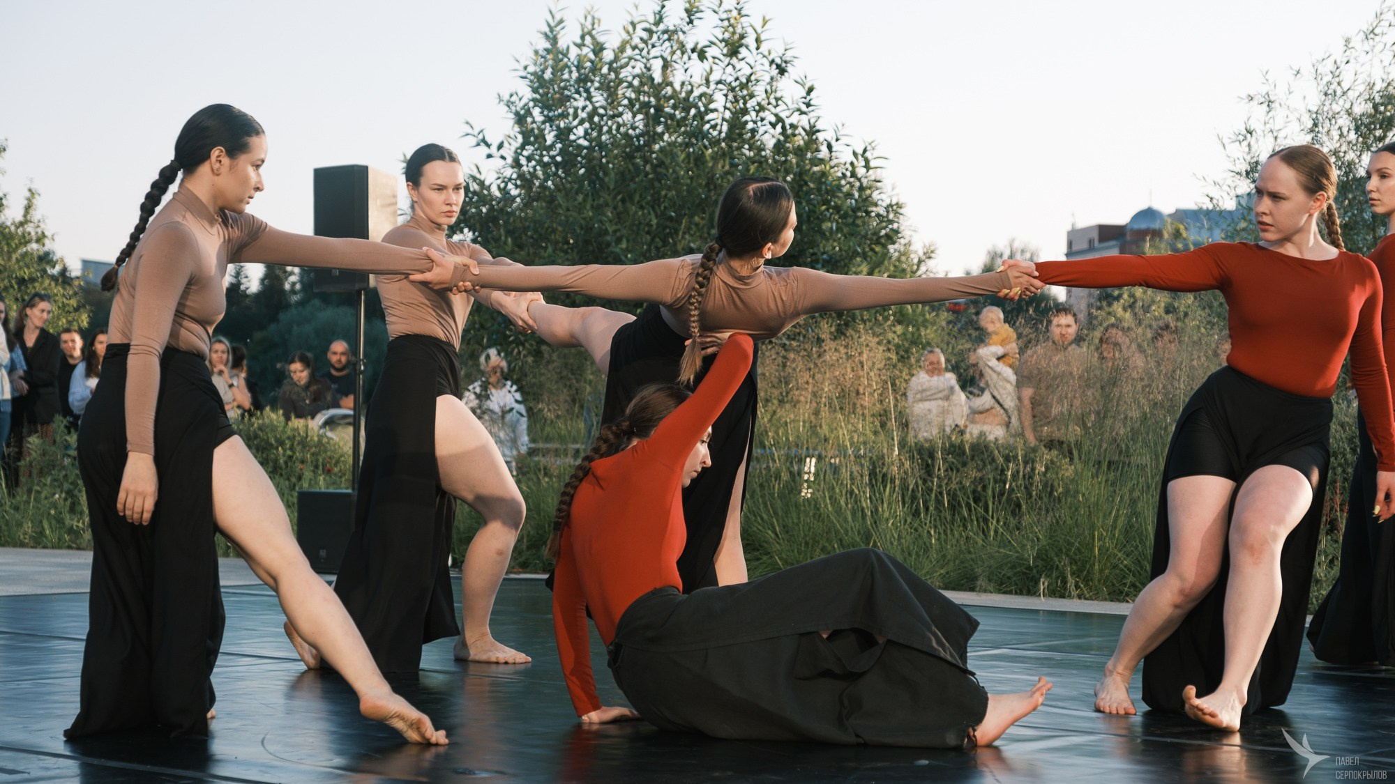 «Хтонь» Независимая танцевальная компания «Мысли вслух» 