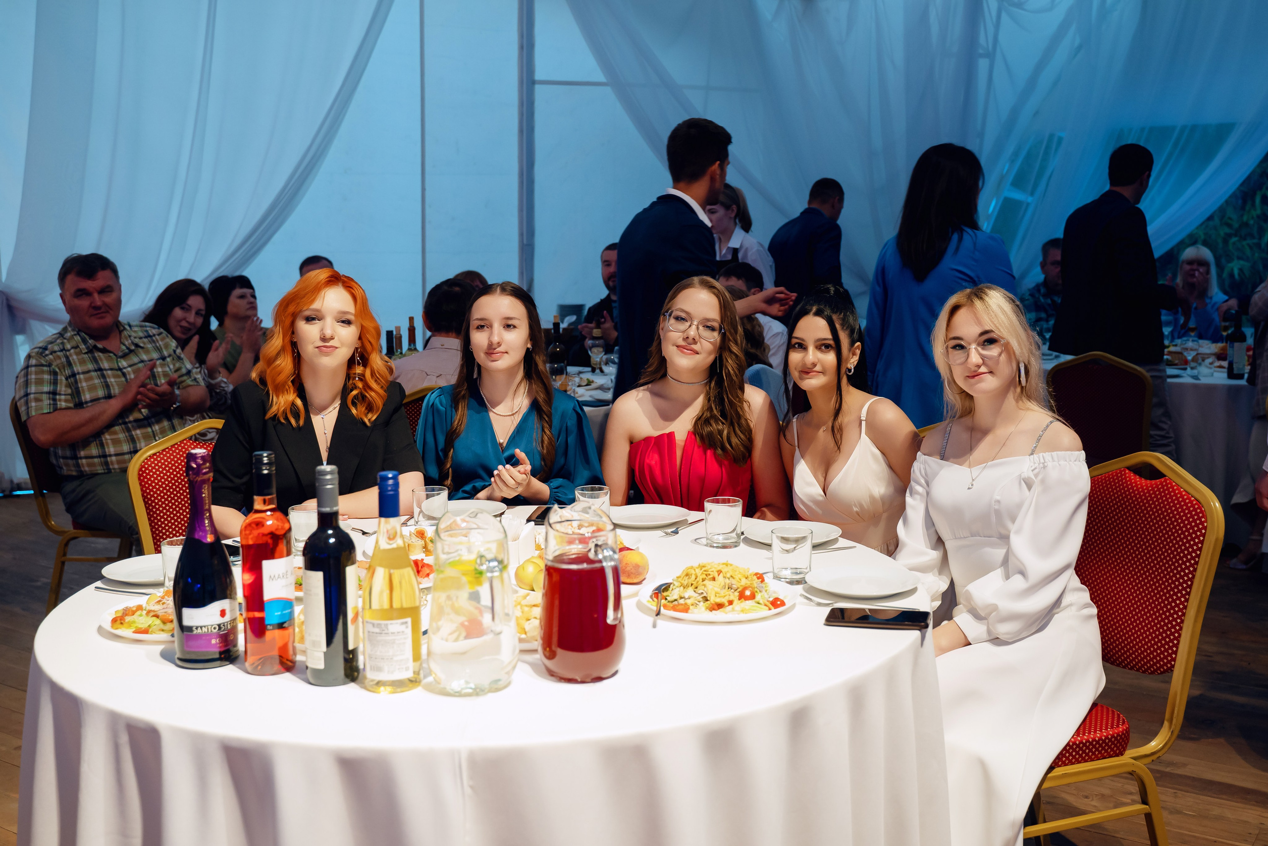 Выпускной 11 класс. Фотограф Ким Наталья в Красноярске