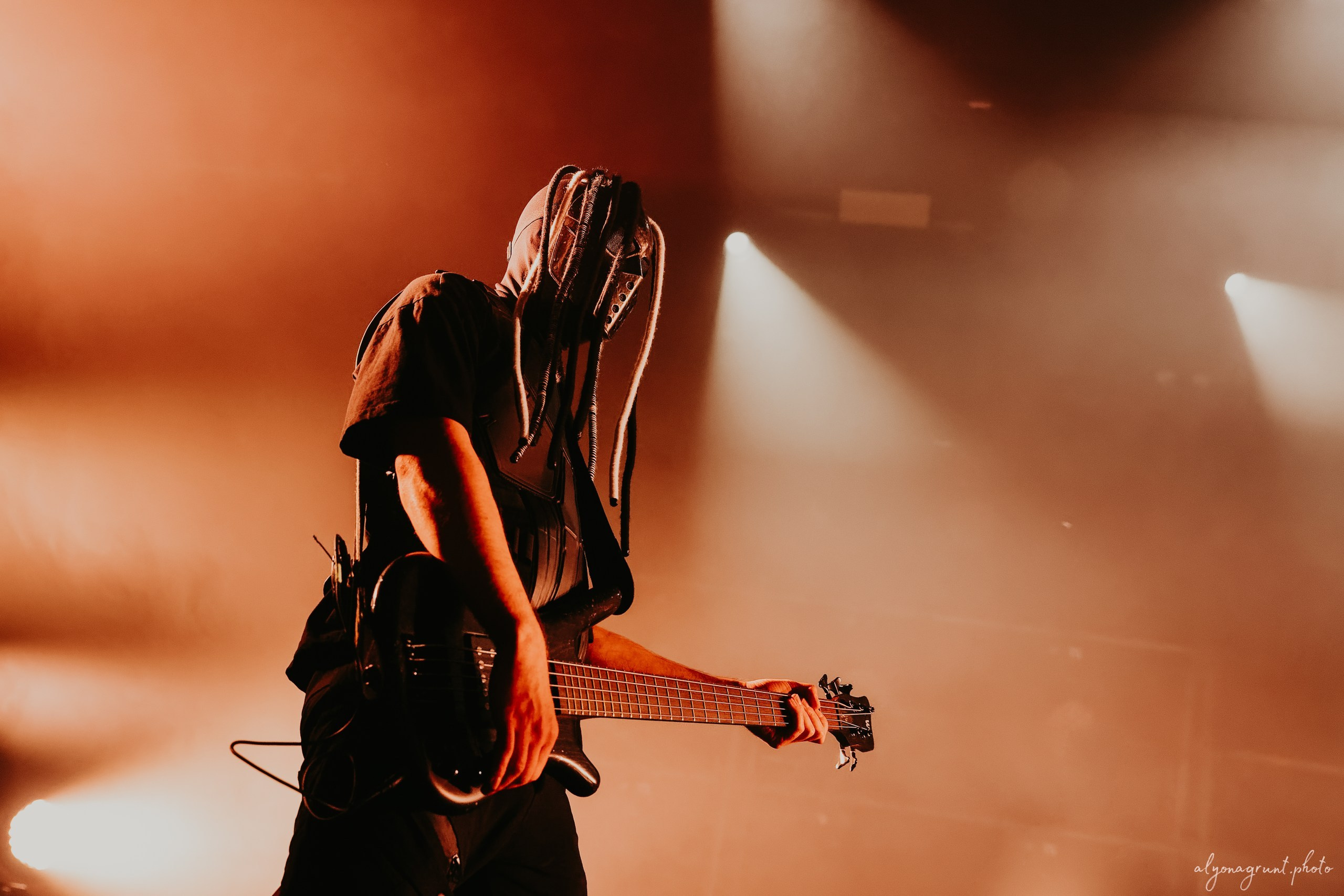 Пневмослон, фоторепортаж СПб, A2,17.10.2025. Алена Адрианова: фотограф в Санкт-Петербурге