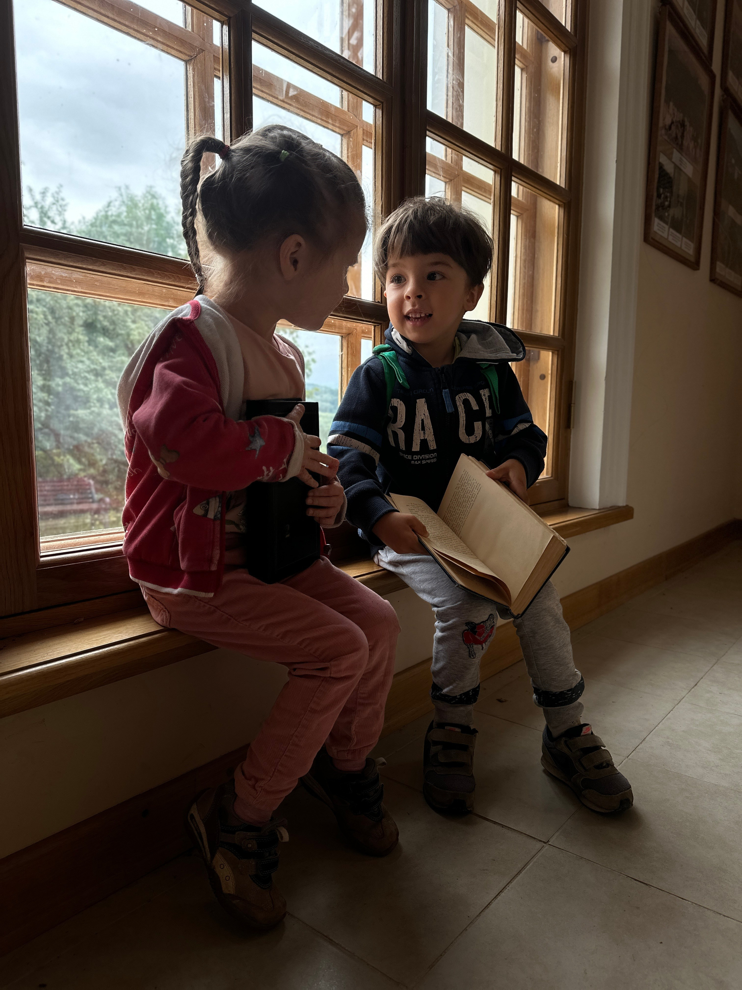 Дети. Смотри, красота!