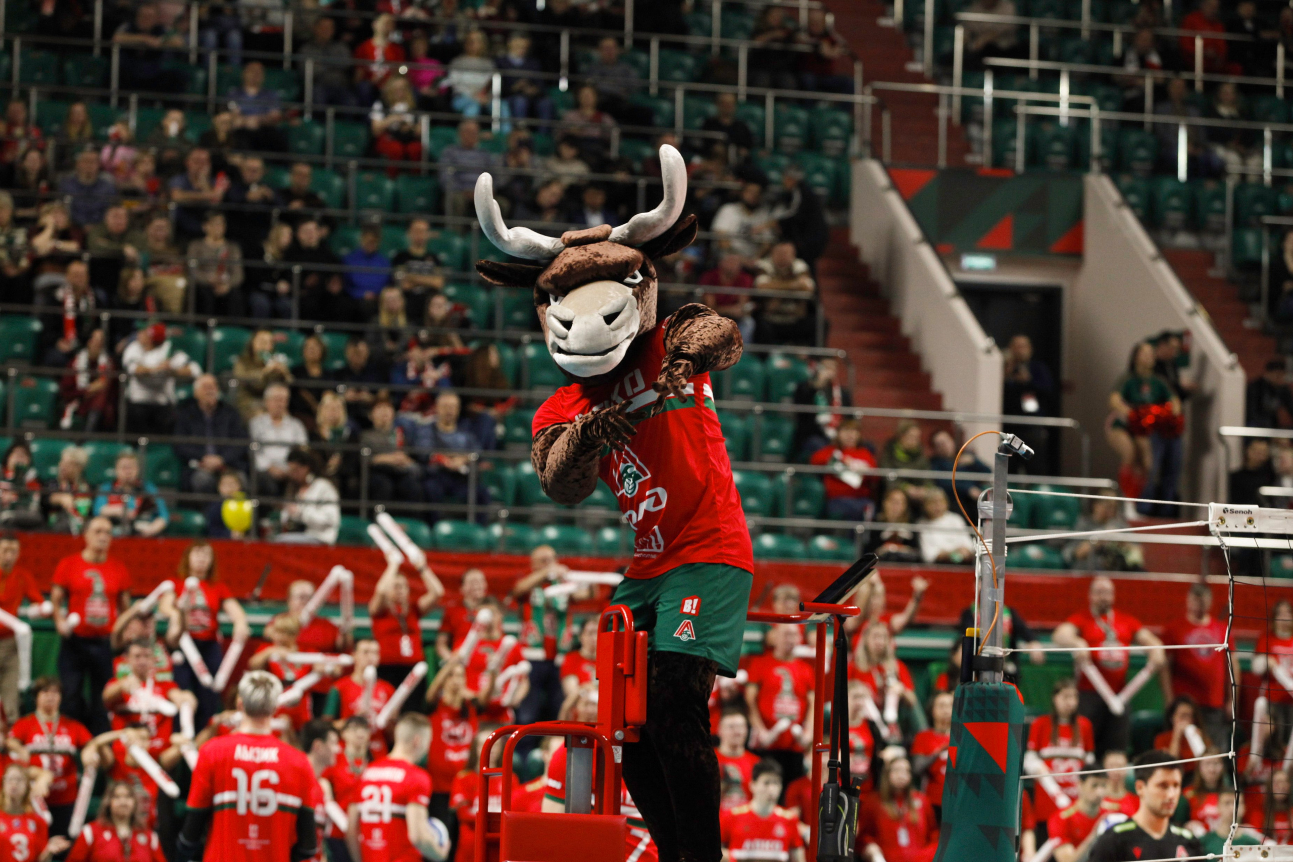 ВОЛЕЙБОЛ. Фото. Спортивный фотограф, трансляция, звук и свет в Новосибирске