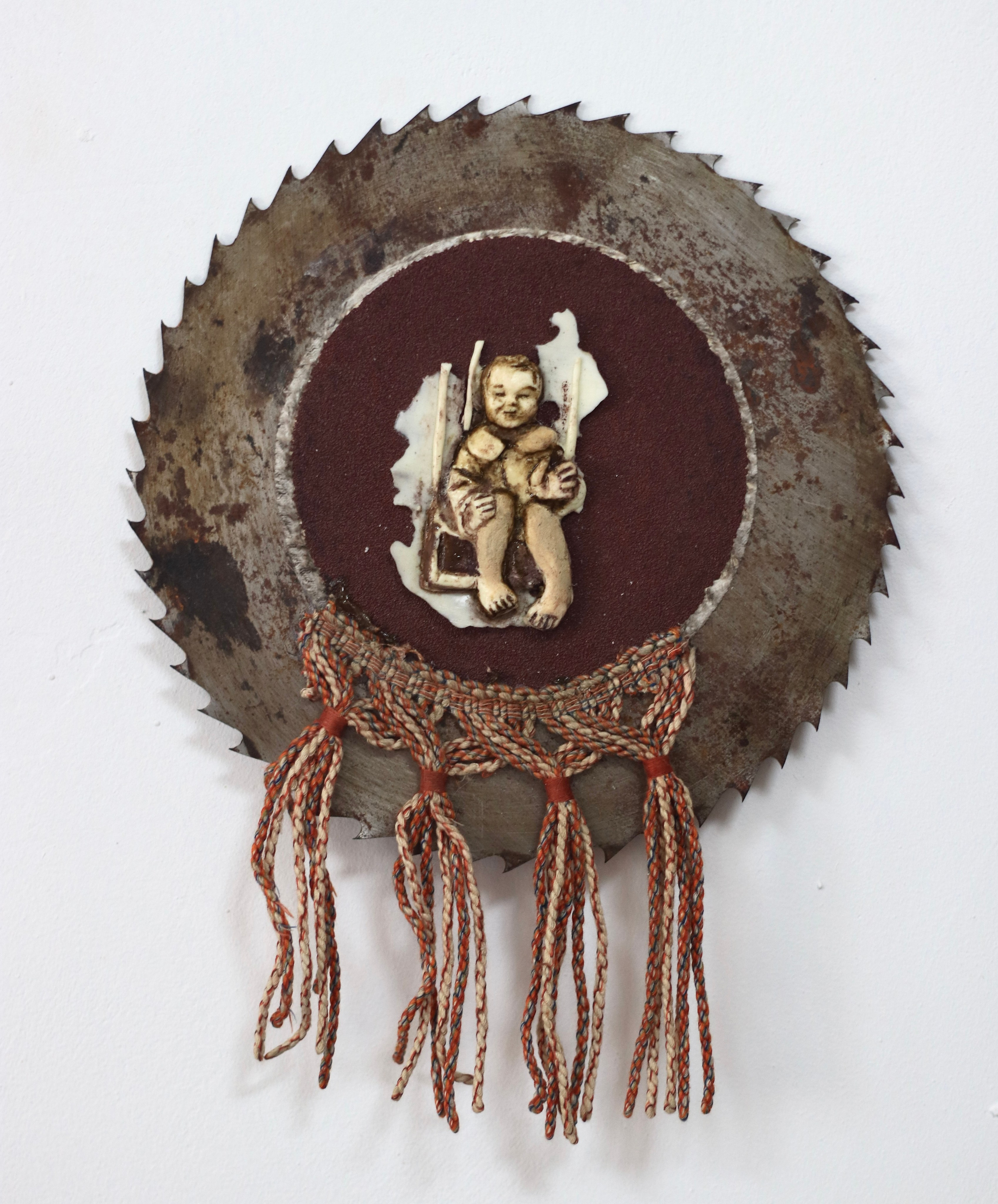 Земляные работы памяти, серия объектов художницы Софьи Григорьевой 