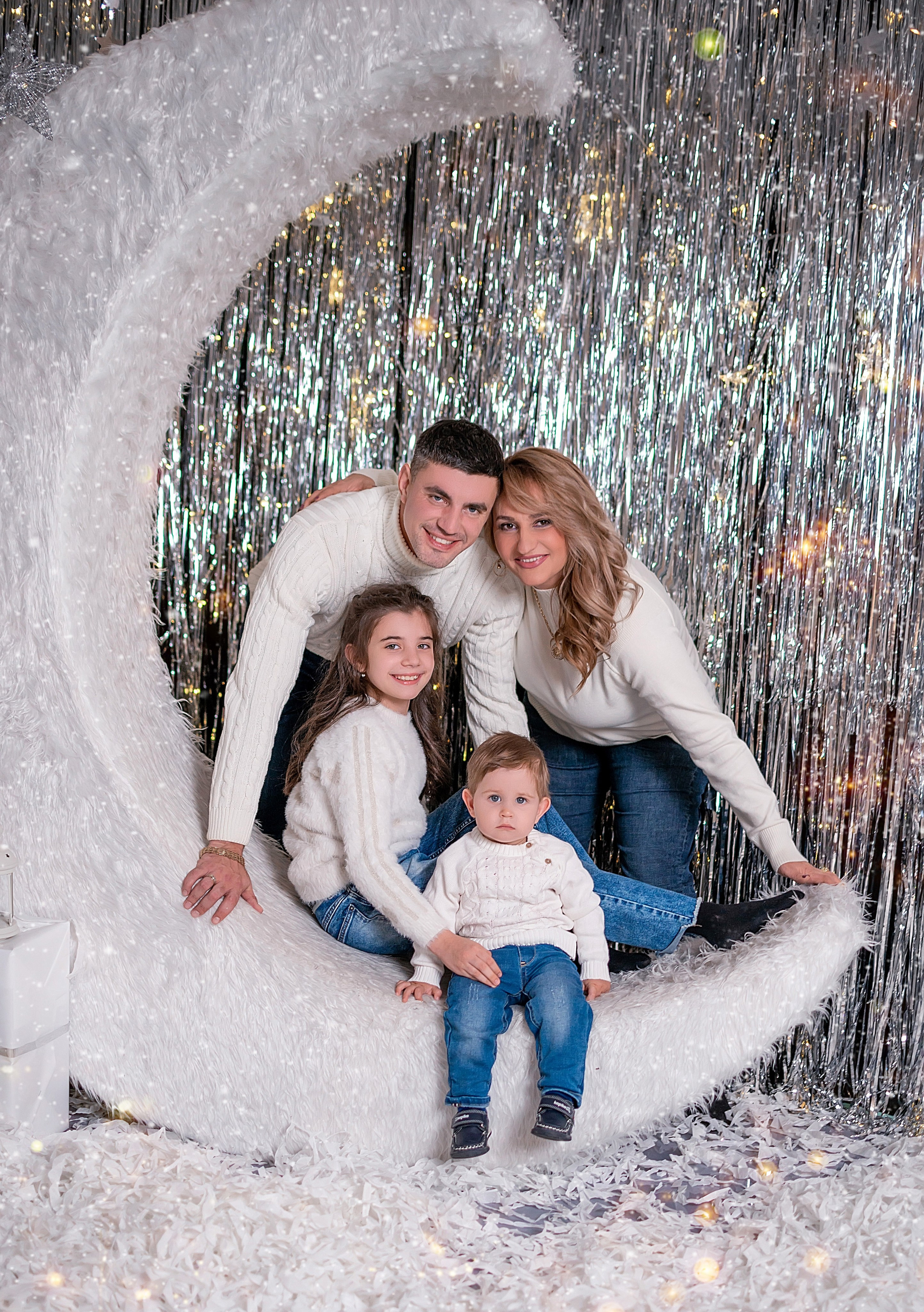 Новогодняя семейная фотосессия в Краснодаре 2023-2024. Фотограф новорожденных Краснодар Малышенко Надежда