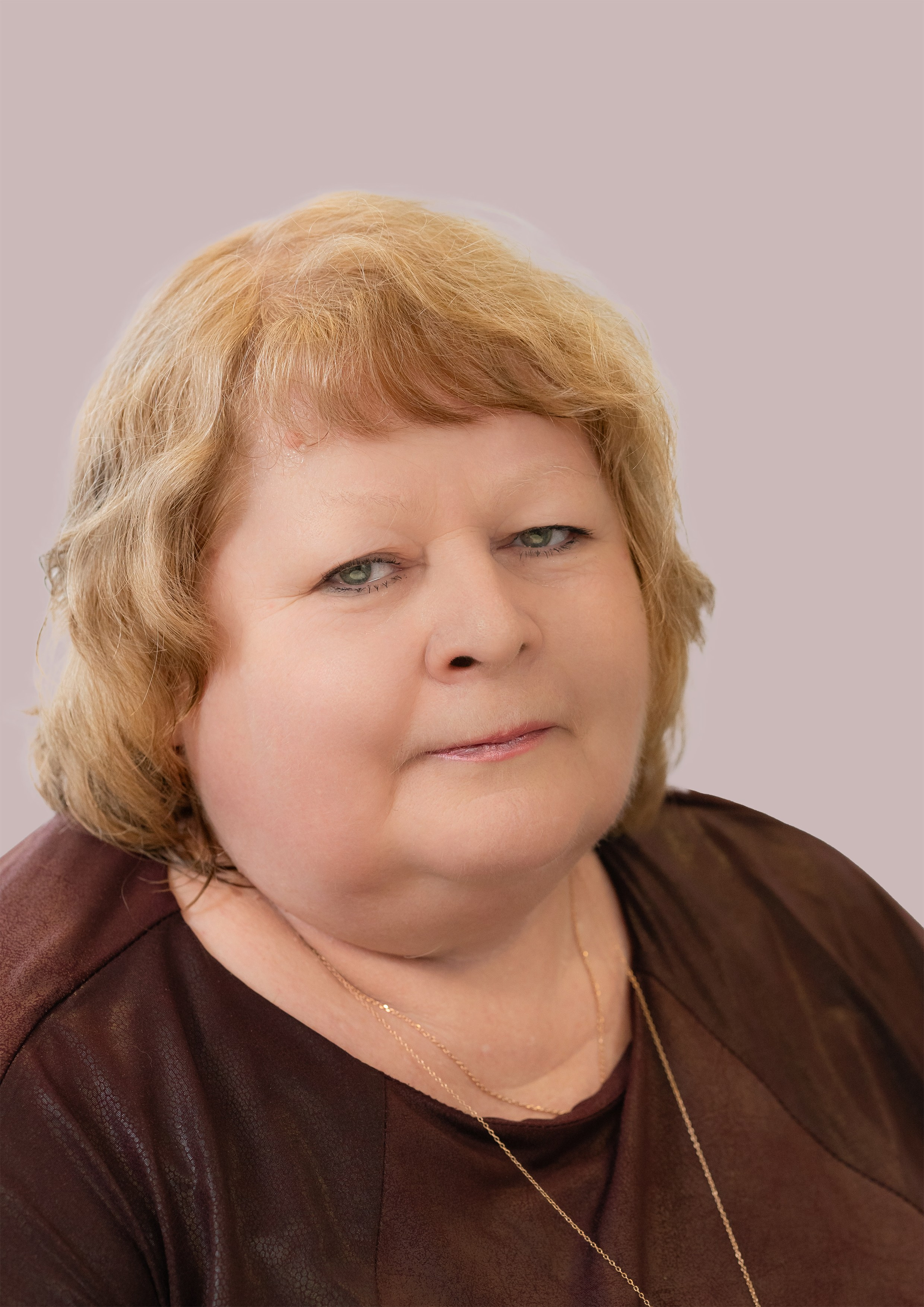 Корпоративные портреты сотрудников. Свадебный и семейный фотограф в Омске Белозерова Александра