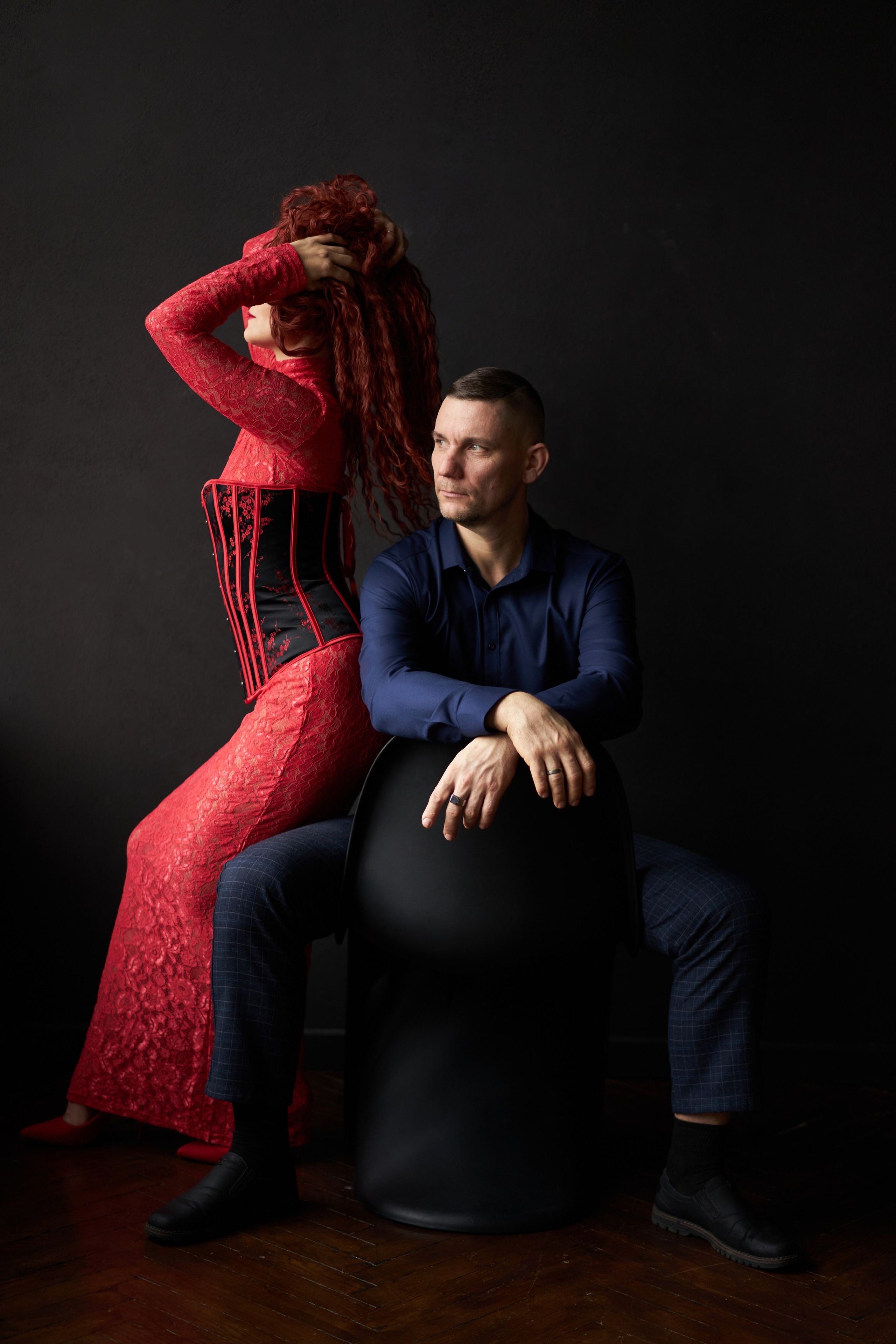 Фотосессия влюбленных в студии. Фотограф Екатеринбург Кокшарова Александра