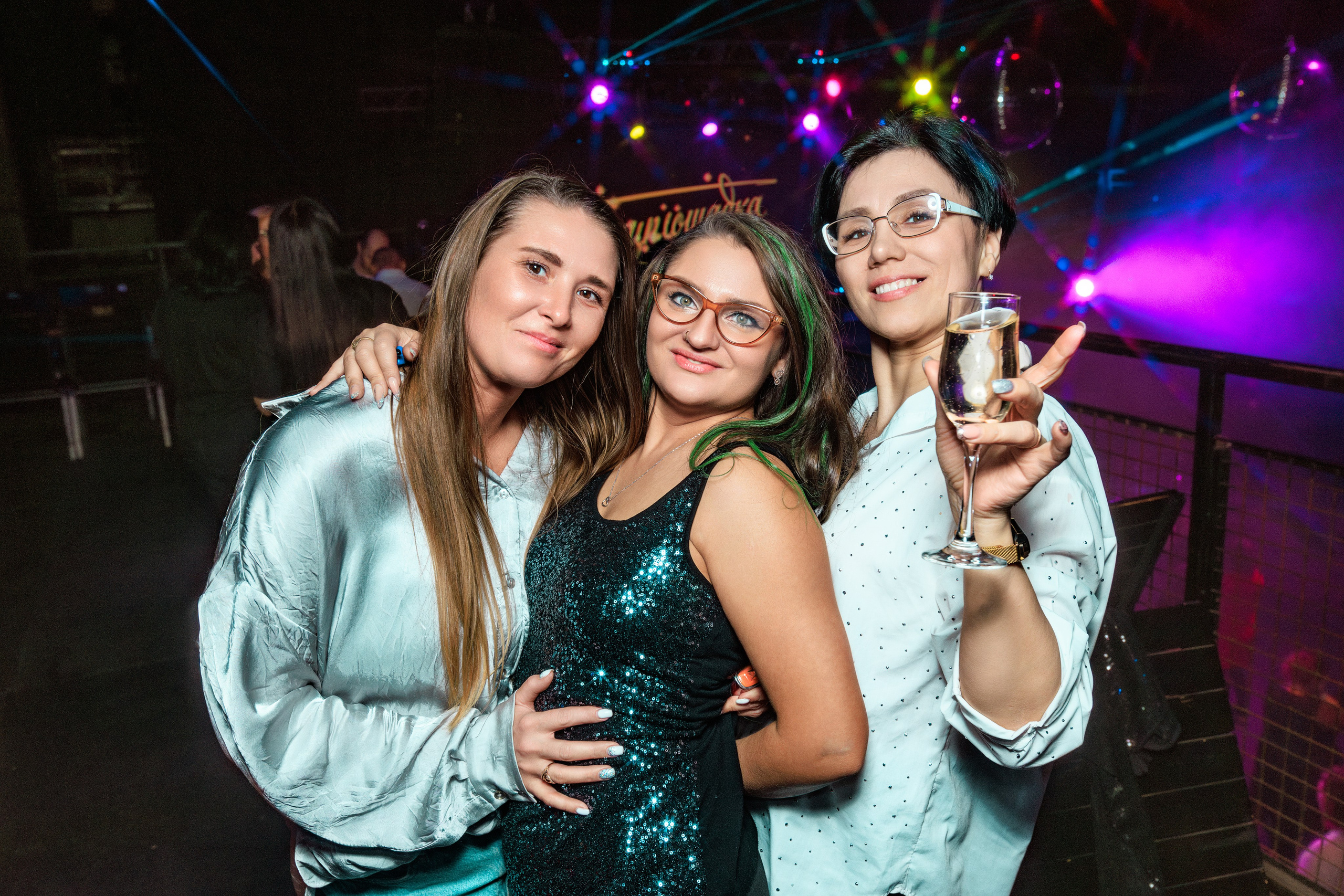 11.01.25 Танцплощадка. Репортажный фотограф Екатеринбург | Яркий, качественный репортаж | Концерты, клубы, репортаж, праздники, корпоративы