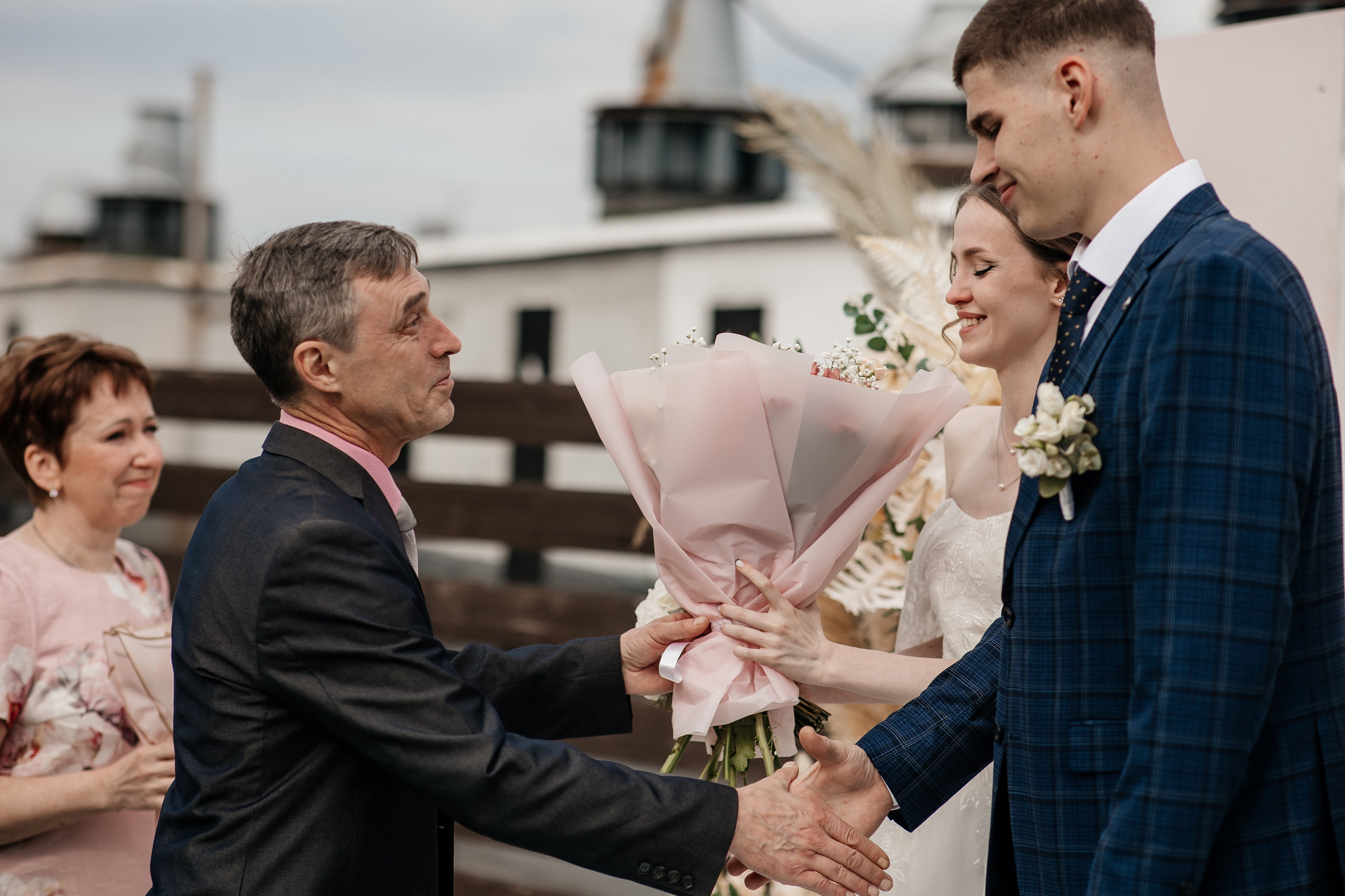 Кафе 51 08.2024. Свадебный и портретный фотограф Алина Иванова. Екатеринбург-Москва