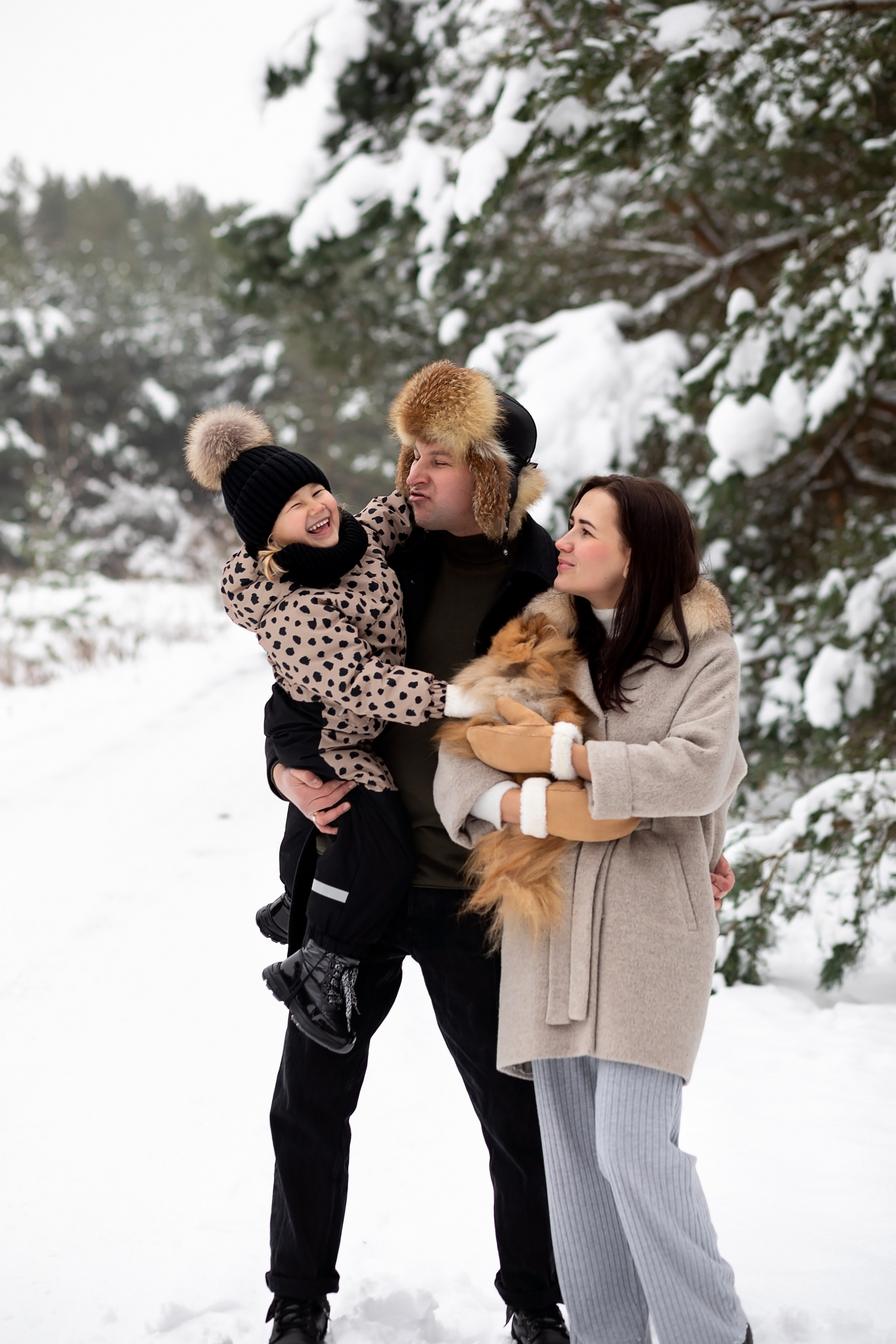 Сергей, Оля, Лера и Чупа. Главная