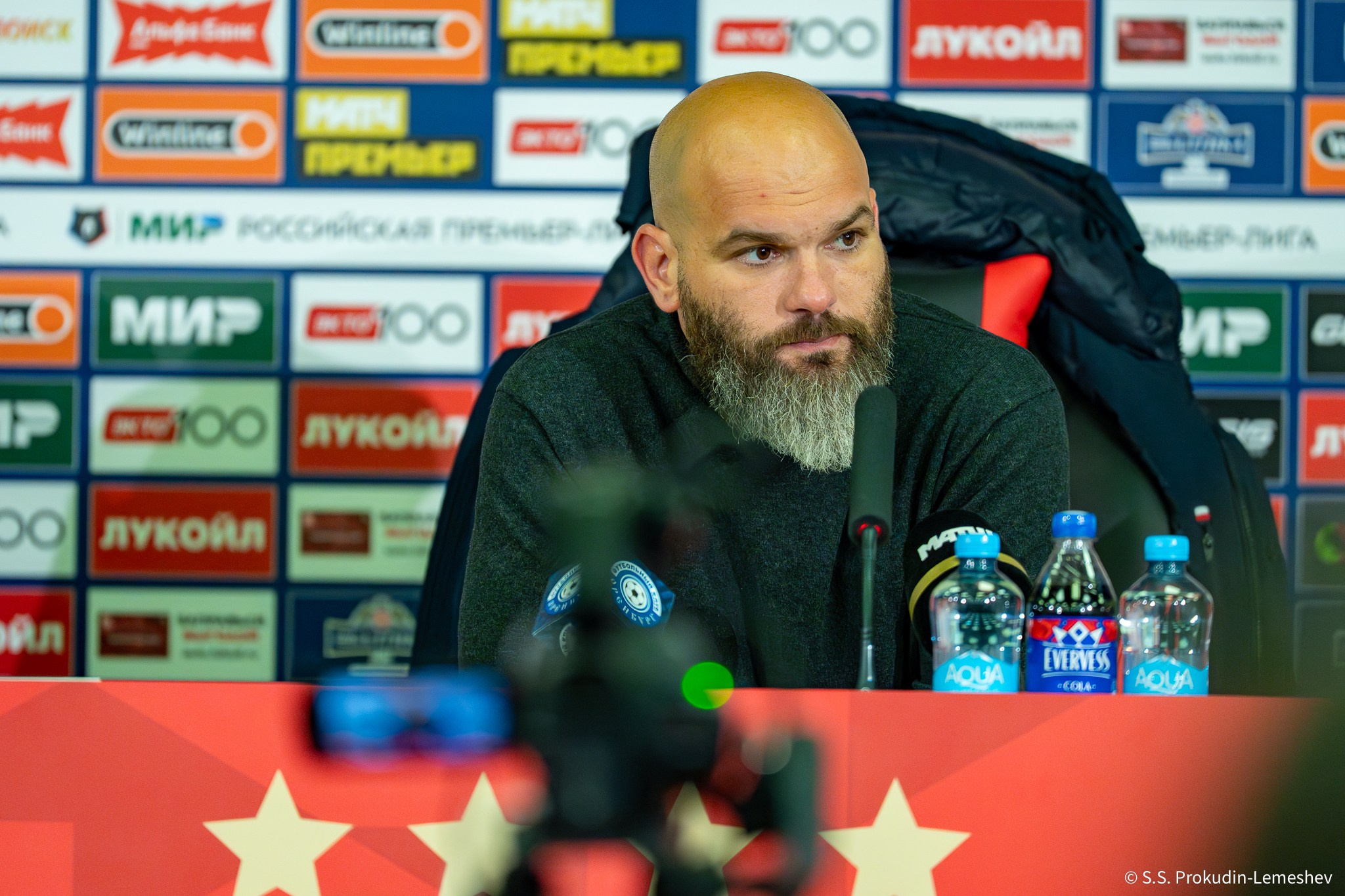 Спартак-Оренбург. Фотограф. Репортаж. Спорт. Концерты и мероприятия