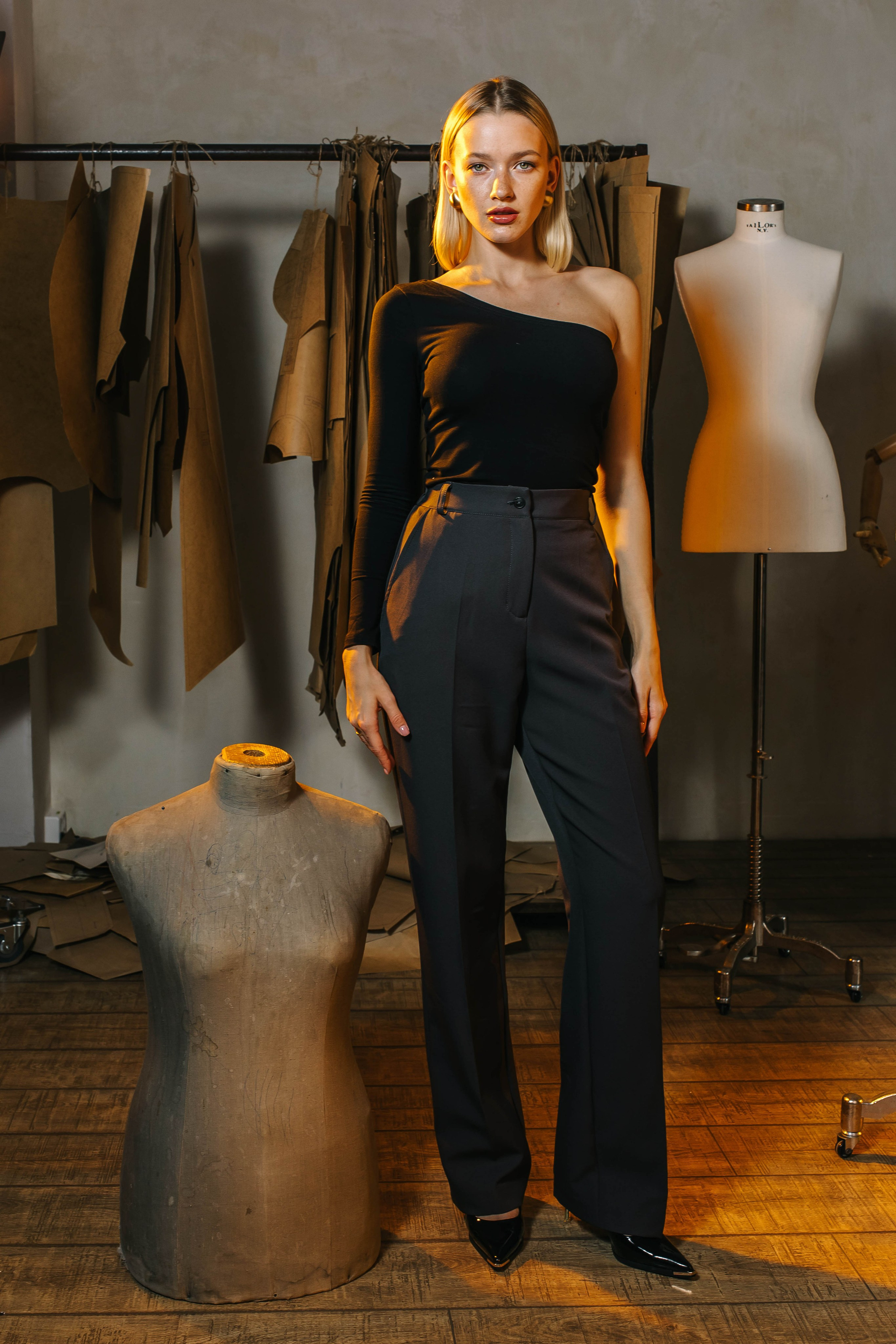 Реклама Брюк. Профессиональный фотограф