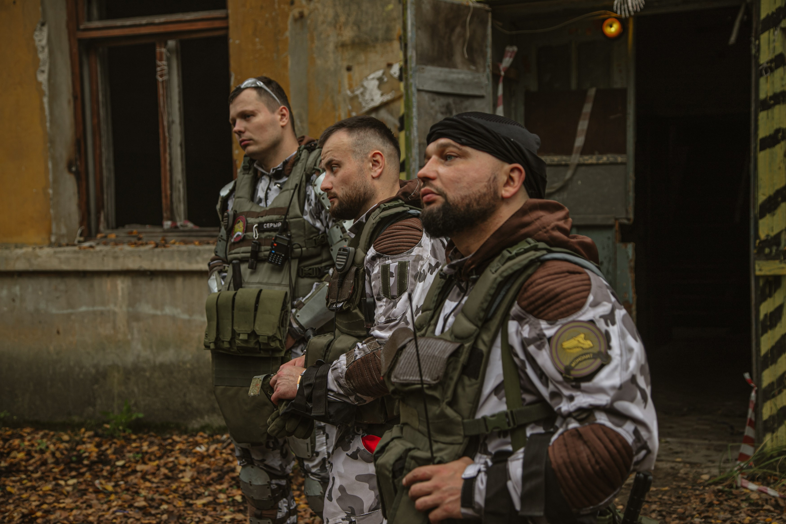 Полоса отчуждения 26-27.09.26. Репортажный фотограф в Москве Агафонова Мария