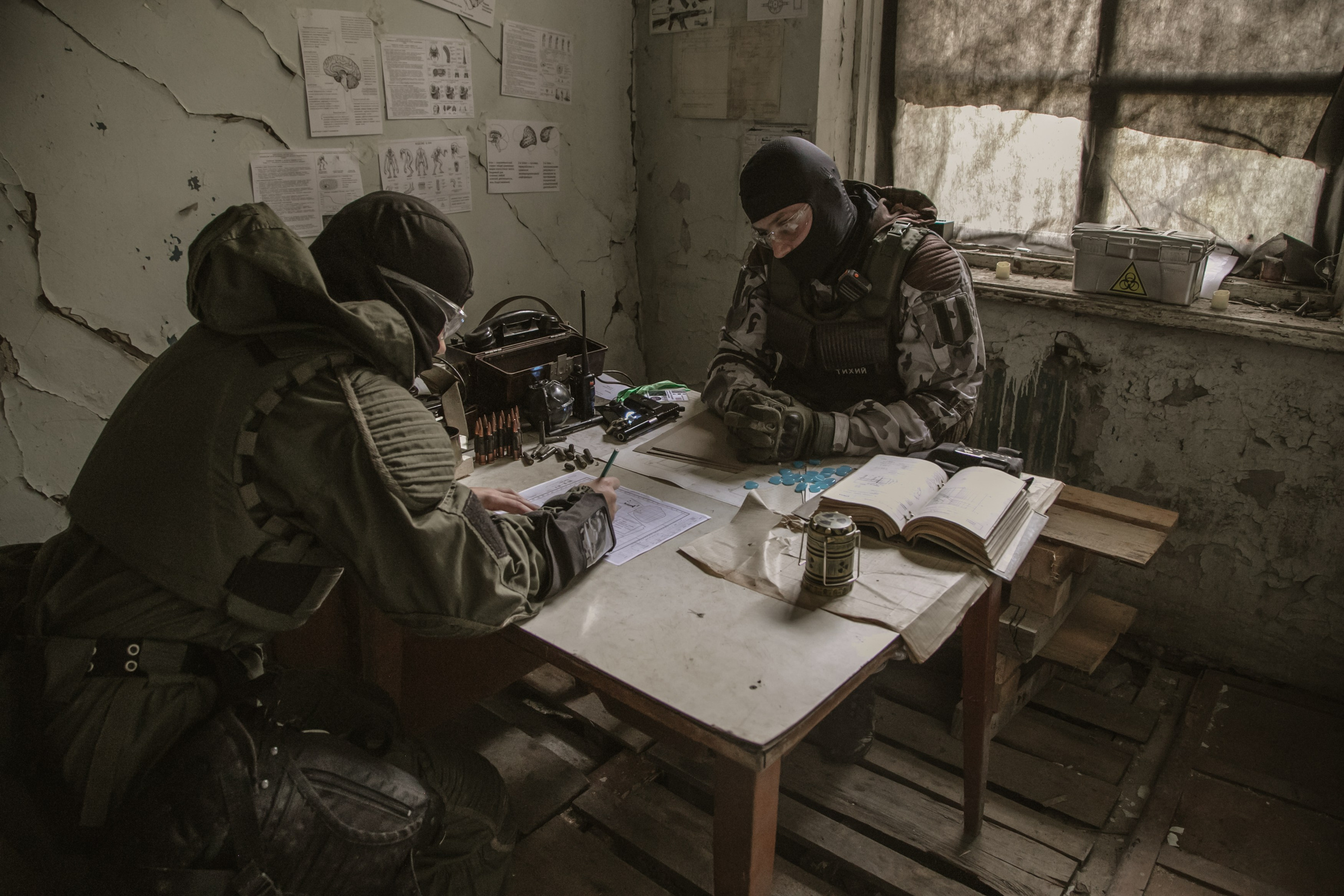 Полоса отчуждения 26-27.09.26. Репортажный фотограф в Москве Агафонова Мария