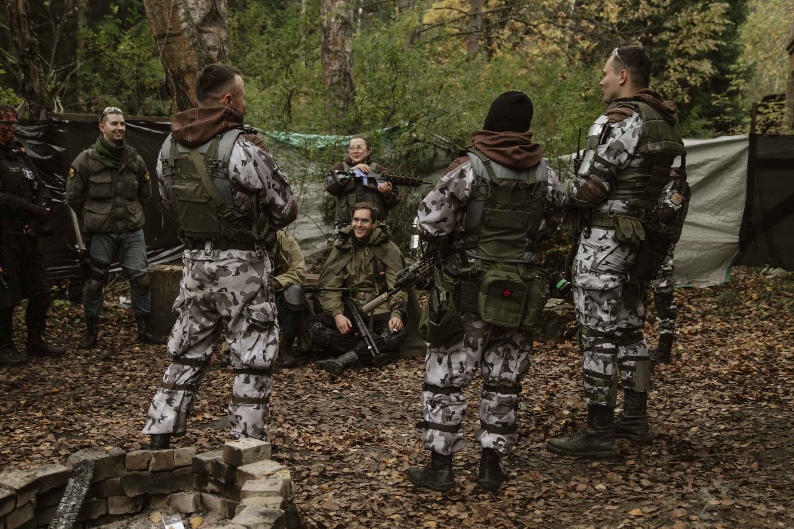 Полоса отчуждения 26-27.09.26. Репортажный фотограф в Москве Агафонова Мария