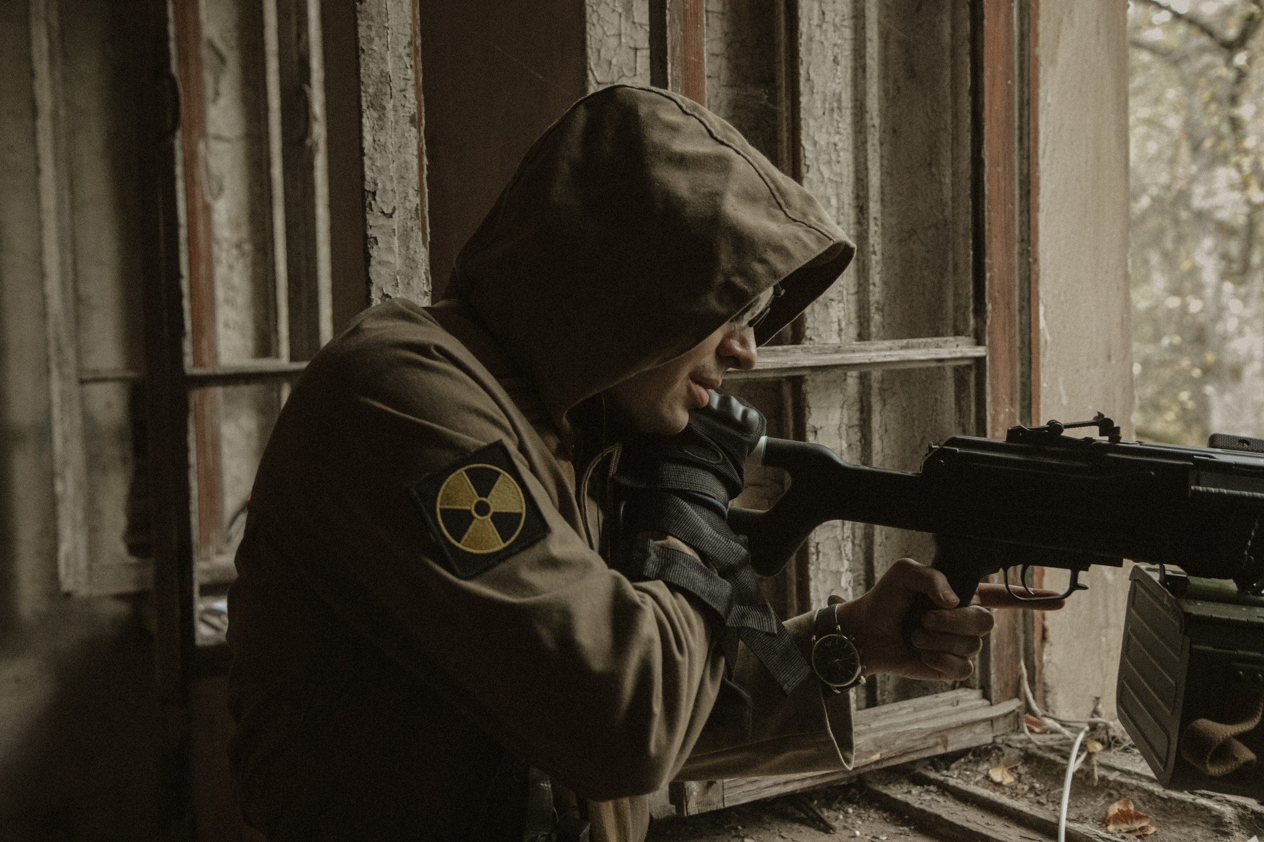 Полоса отчуждения 26-27.09.26. Репортажный фотограф в Москве Агафонова Мария