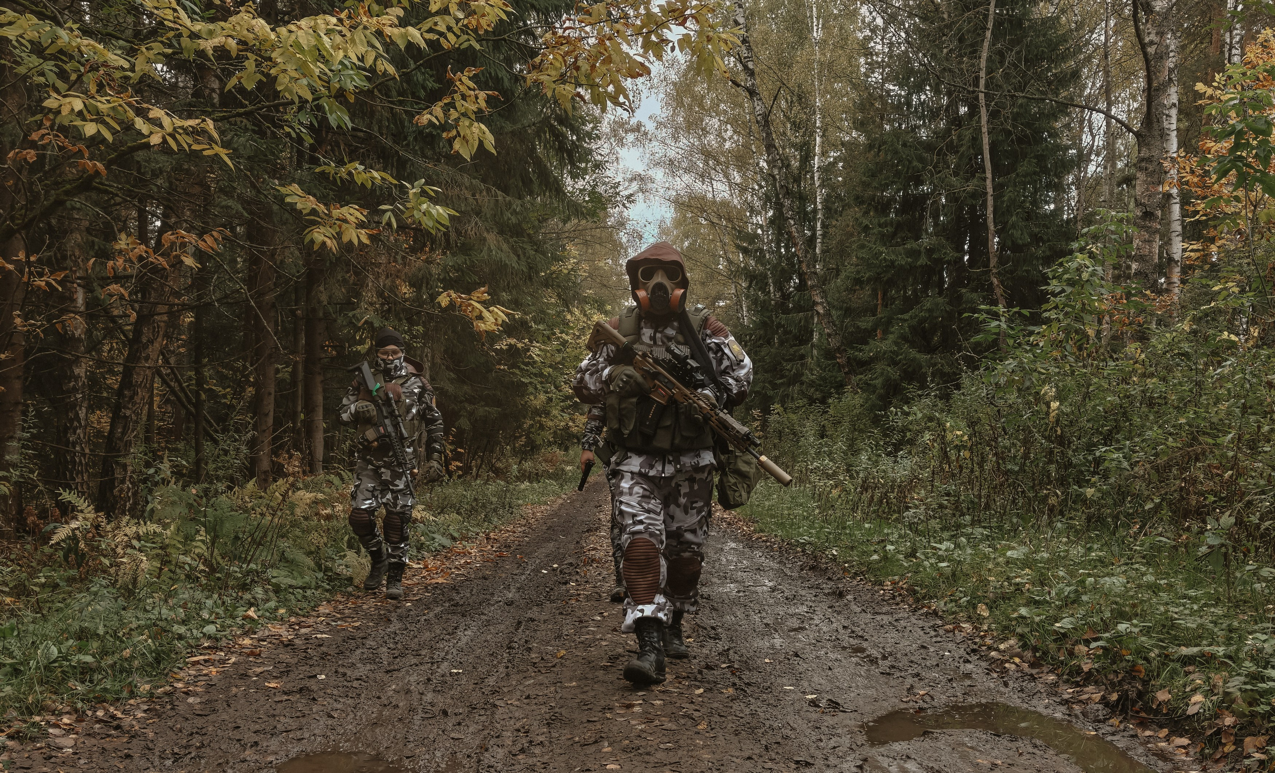 Полоса отчуждения 26-27.09.26. Репортажный фотограф в Москве Агафонова Мария