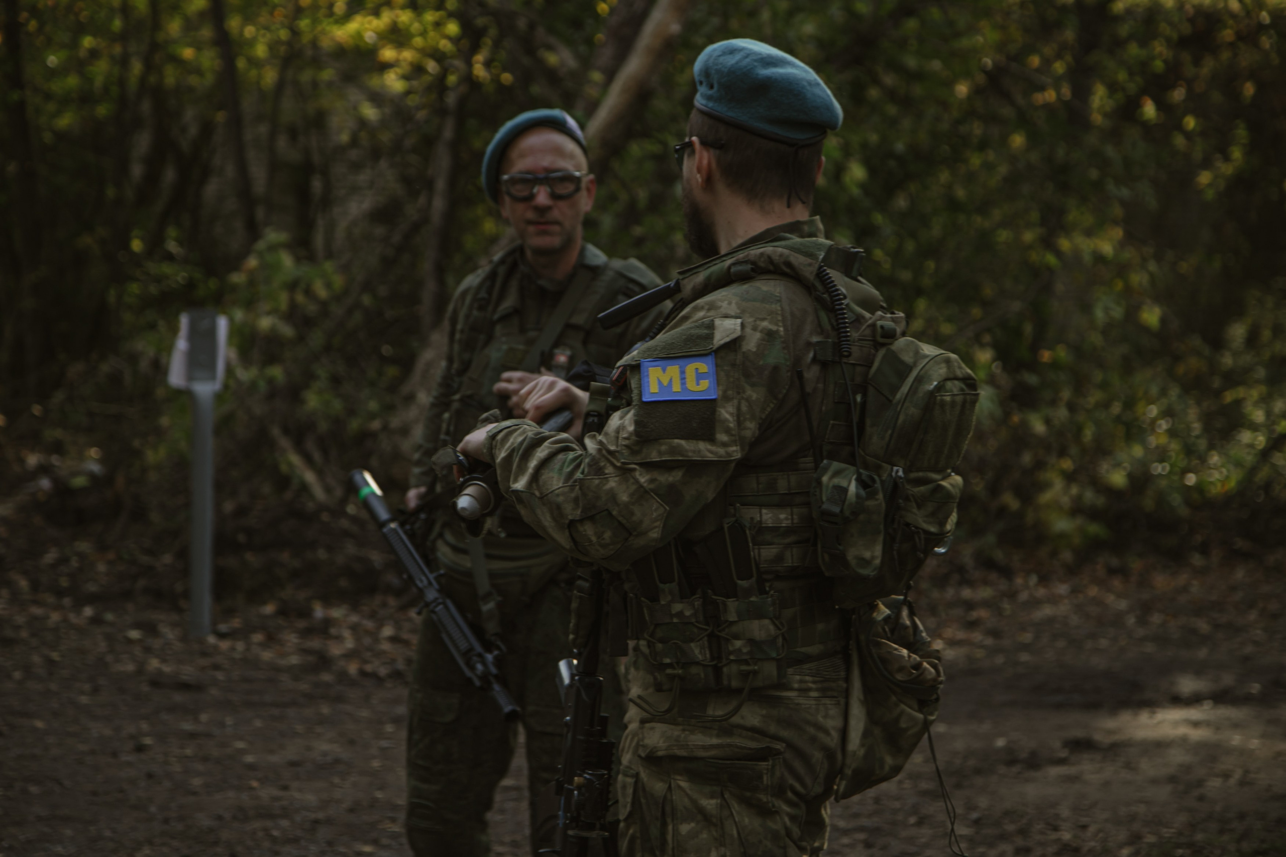 Полоса отчуждения 26-27.09.26. Репортажный фотограф в Москве Агафонова Мария