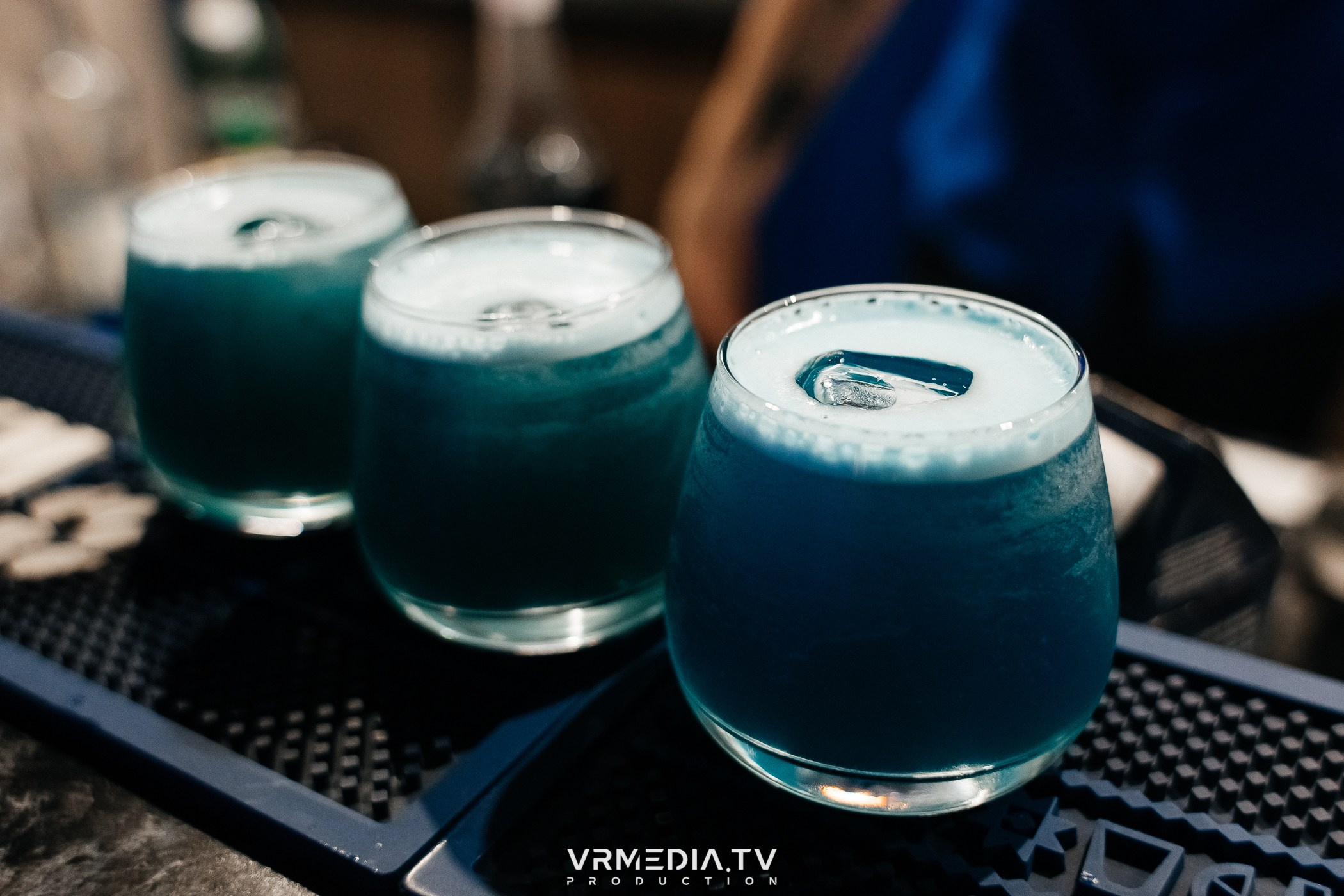 8 марта в караоке-ресторане «Голос»