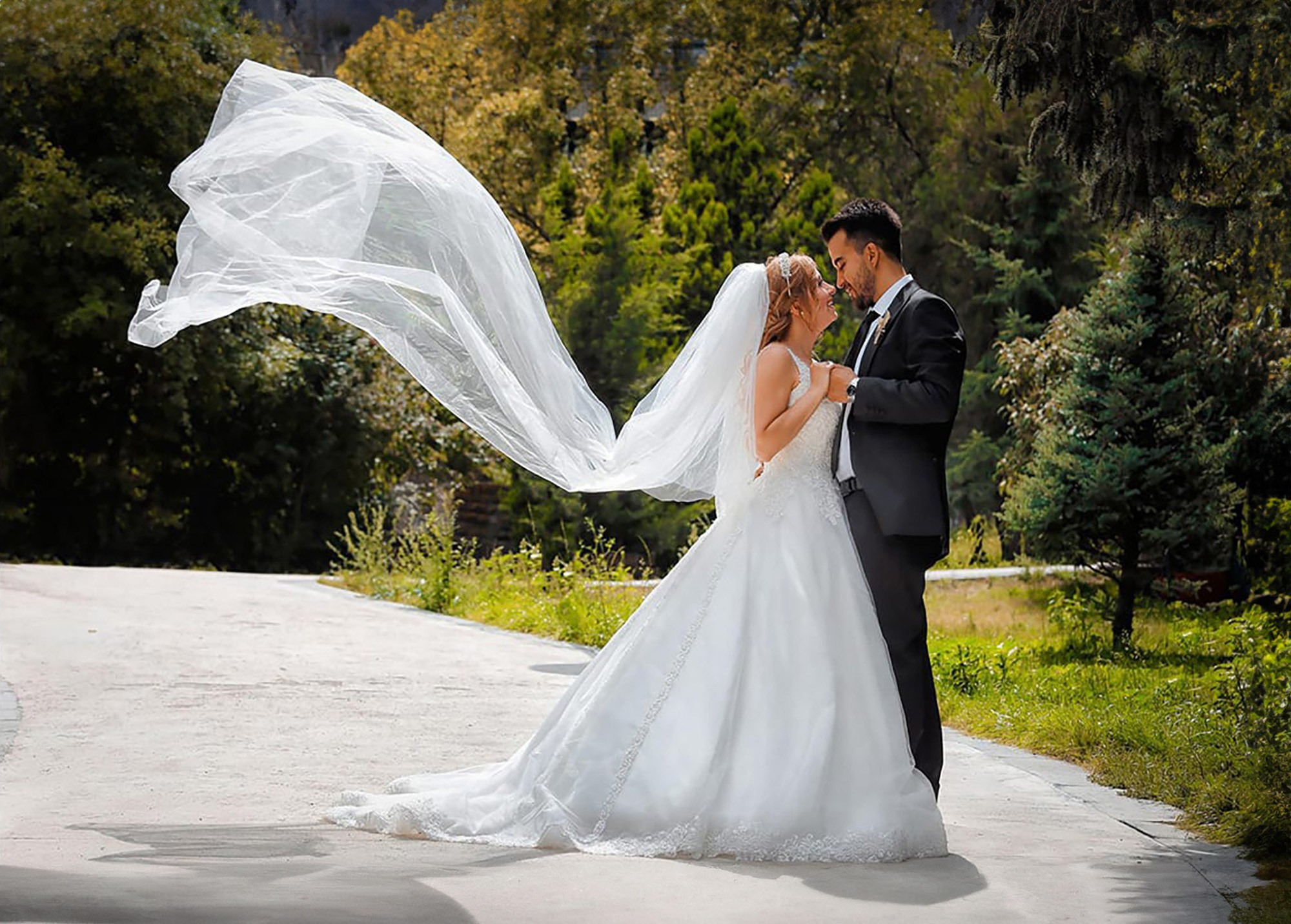 Transform Your Wedding Photos with Professional Retouching Services. AI Photo Retoucher and Image Restorer Zhanna Ognivo