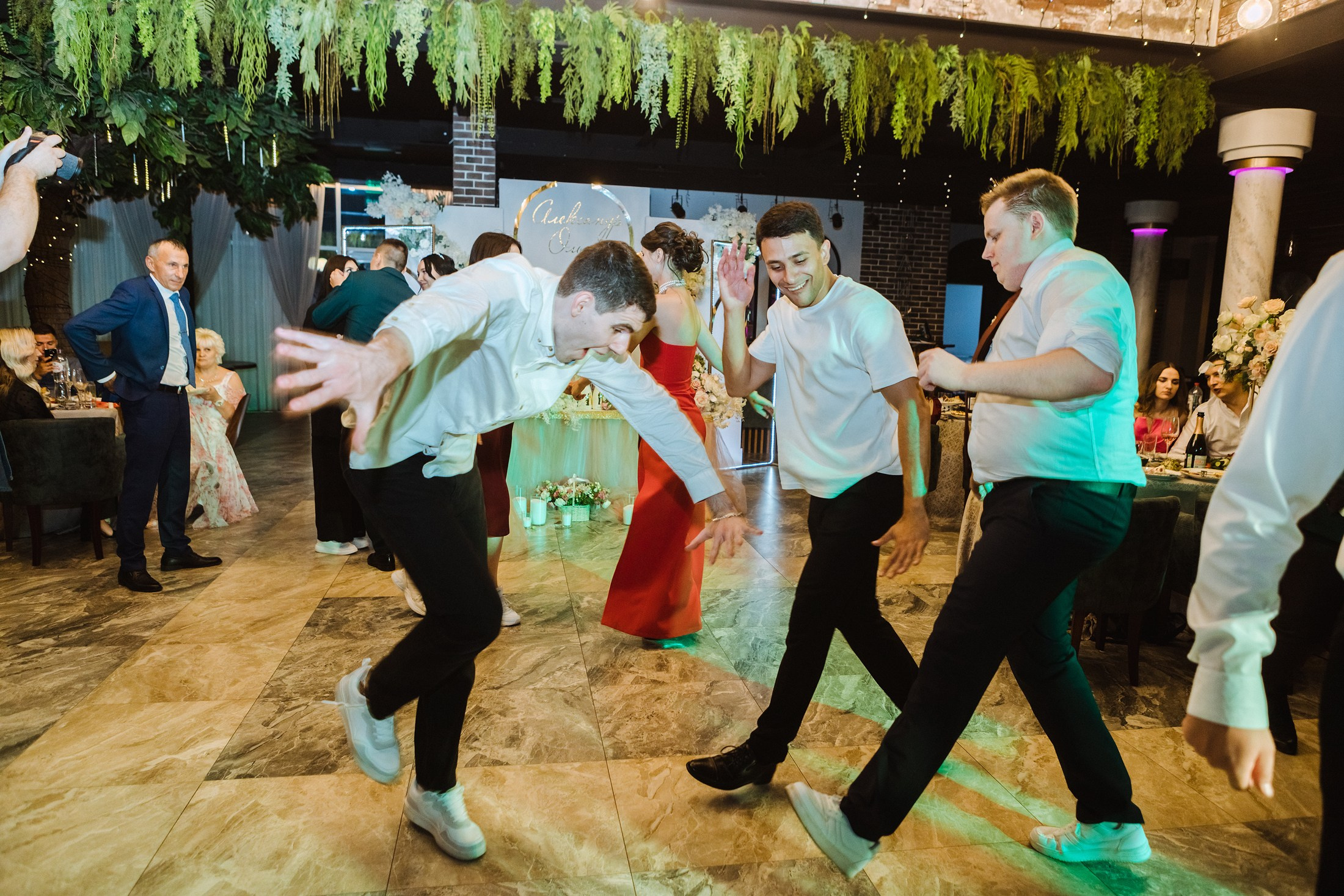 Александр и Ольга. Фотографы в городе Волгограде — Людмила Агеева и Алексей Околелов