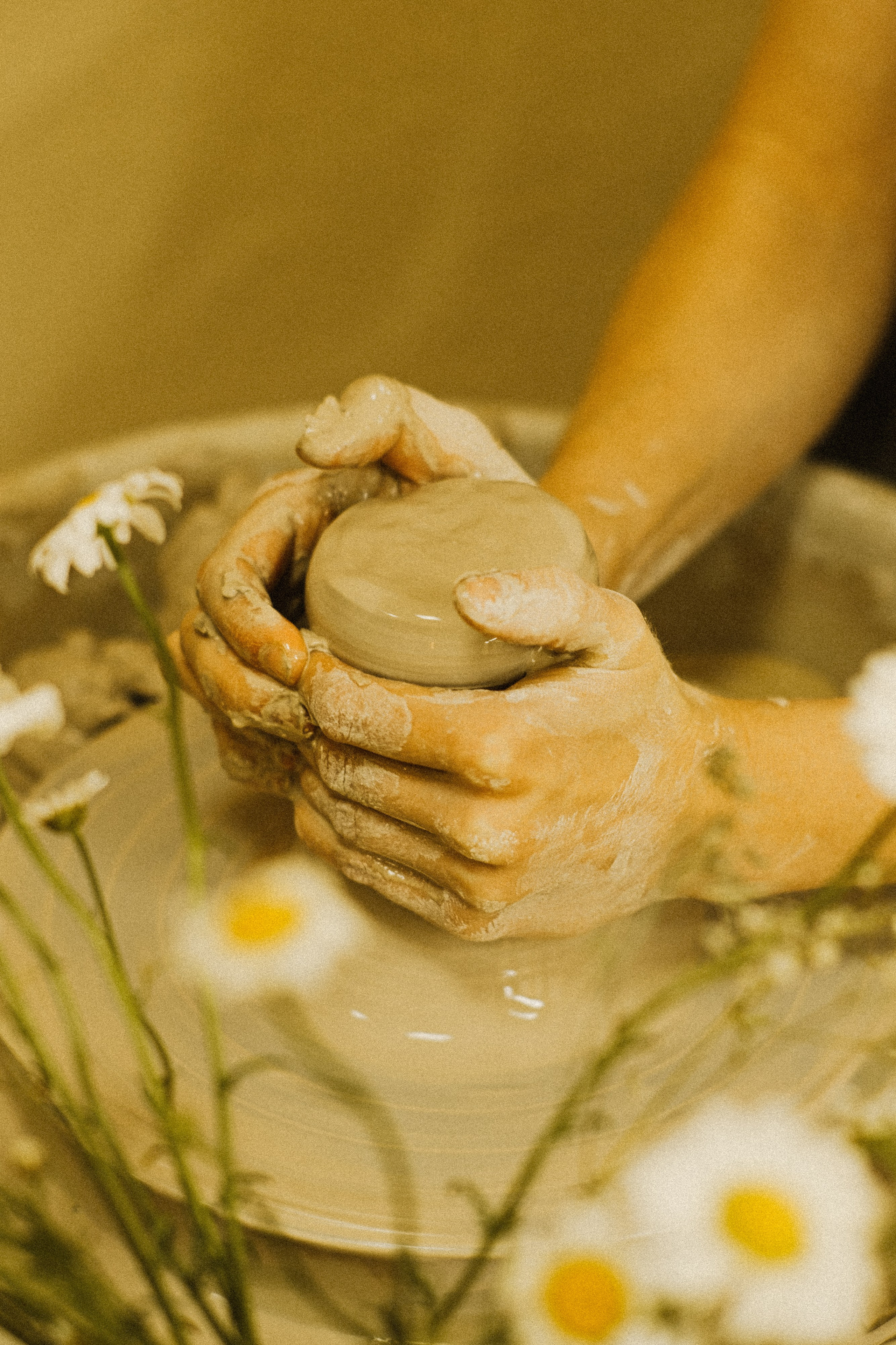 Контент для студии керамики «Flowers & Chill». Коммерческий и Портретный Фотограф Симферополь Крым Максим Махо