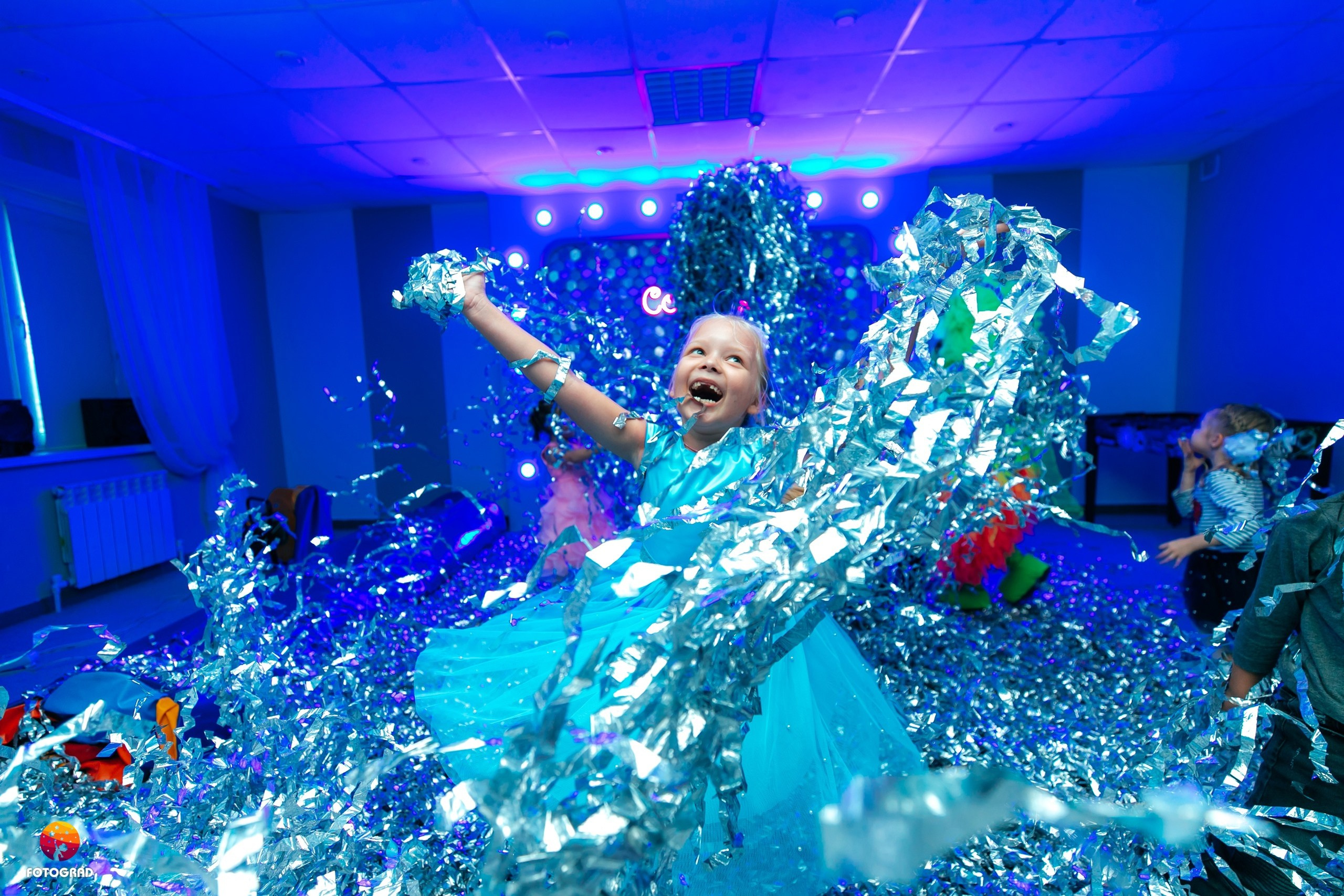 Команда специалистов в мире фотографии и видео. Детский фотограф, семейный фотограф