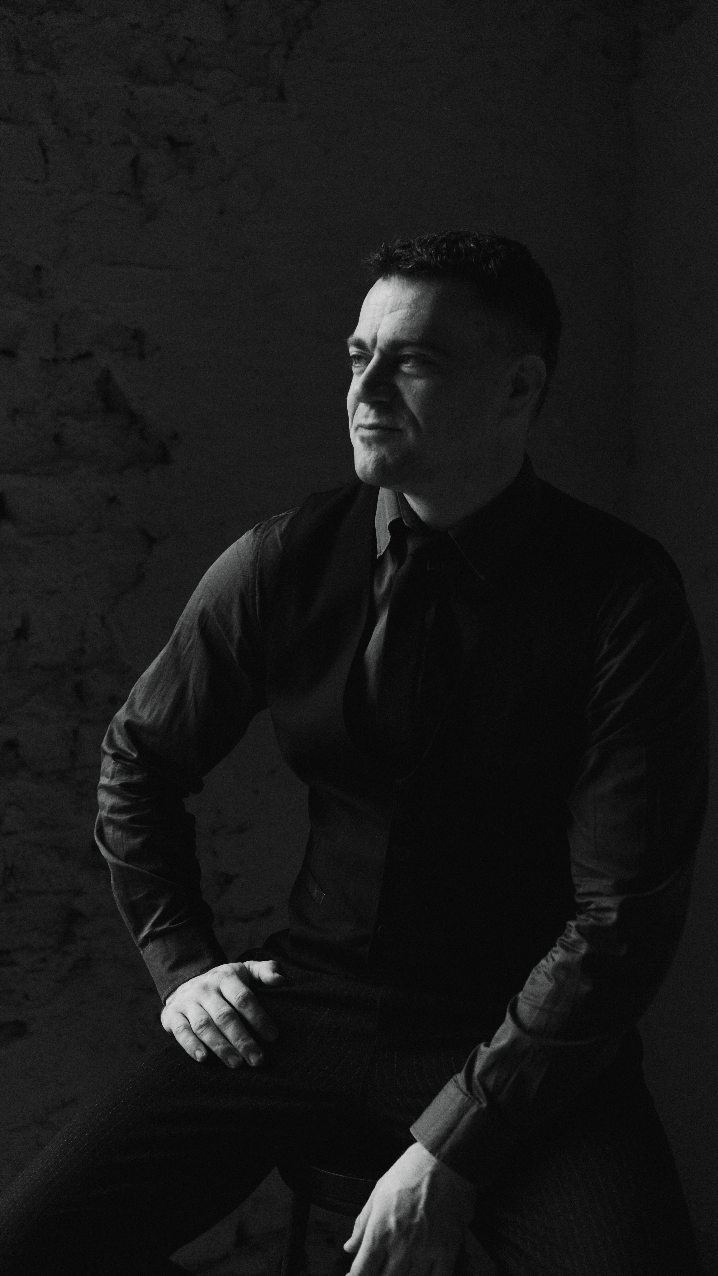 Виталий. Фотографирую женщин, мужчин и их отношения