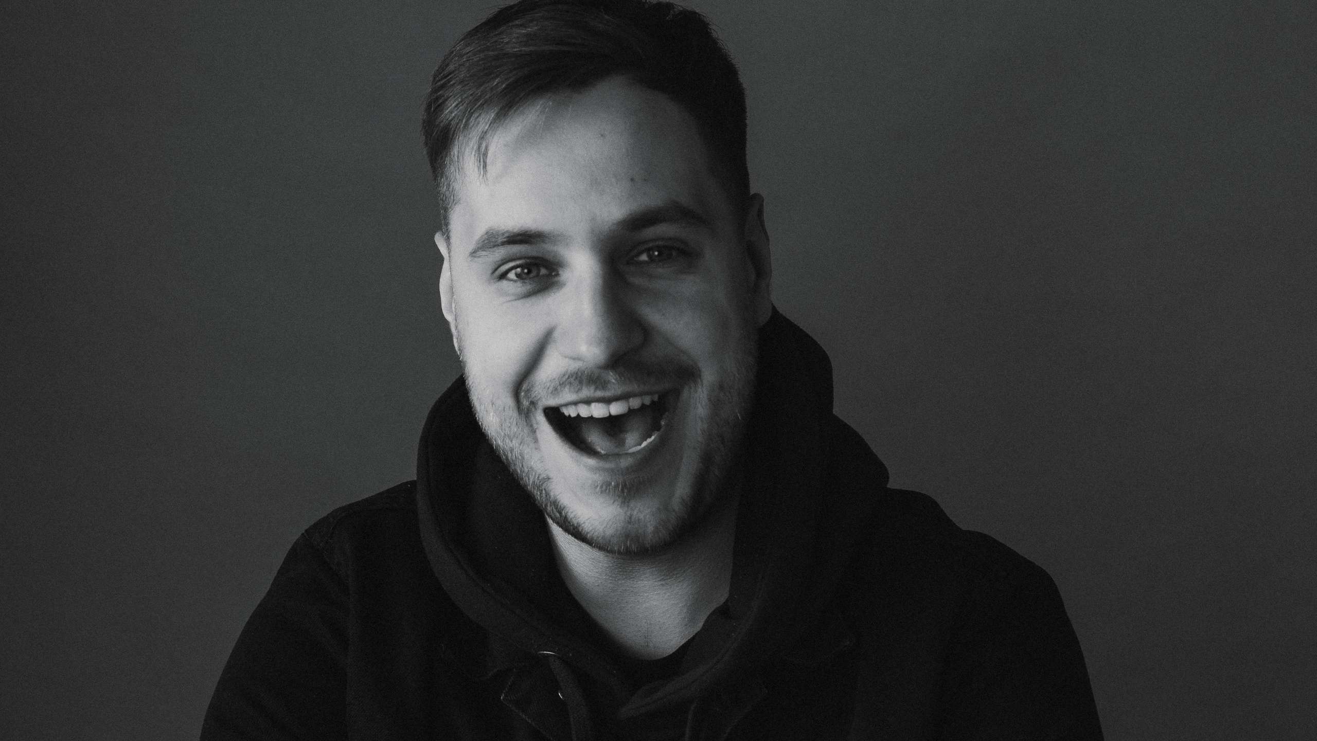 Паша Турист. Фотографирую женщин, мужчин и их отношения