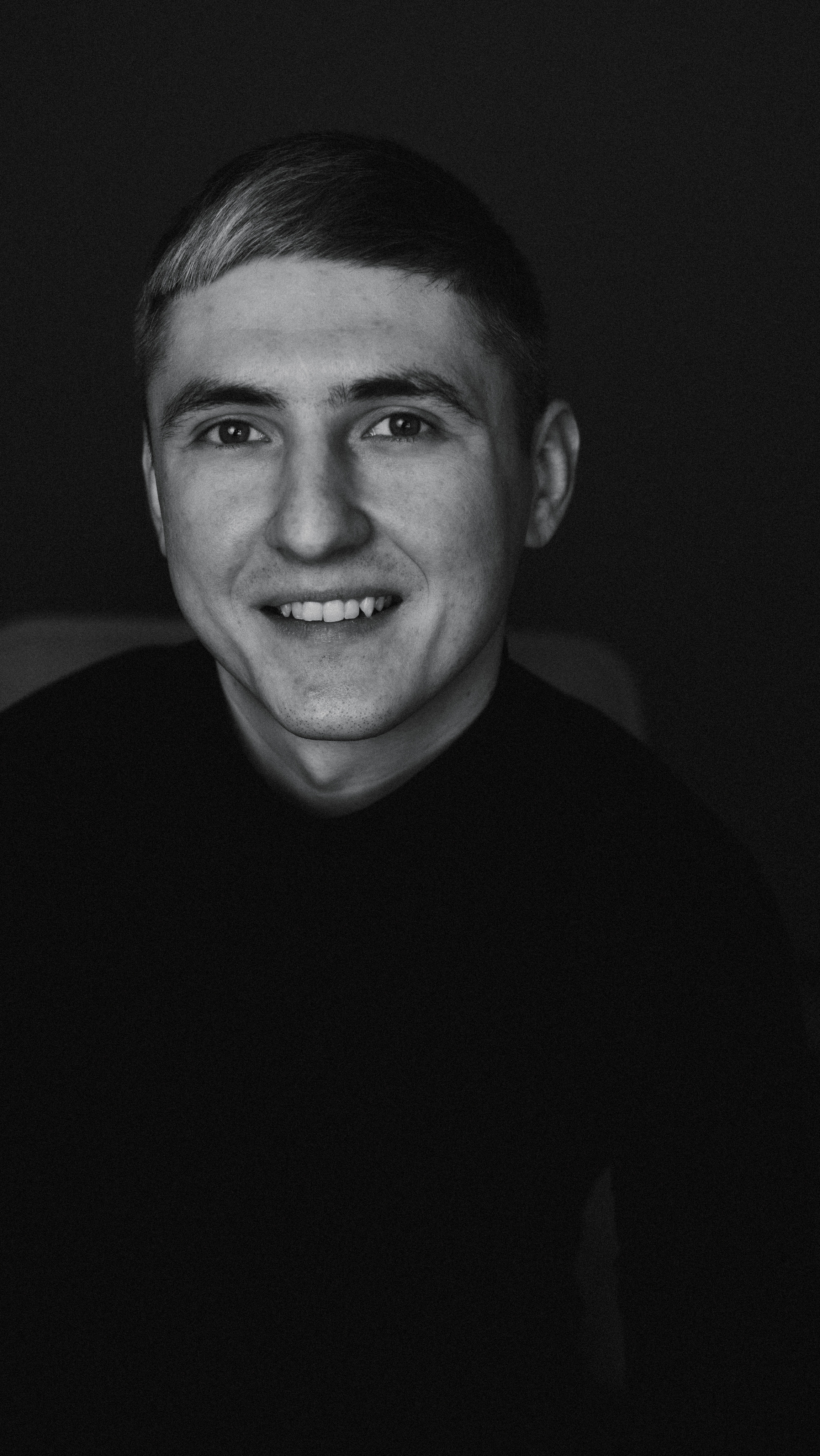 Владимир. Фотографирую женщин, мужчин и их отношения