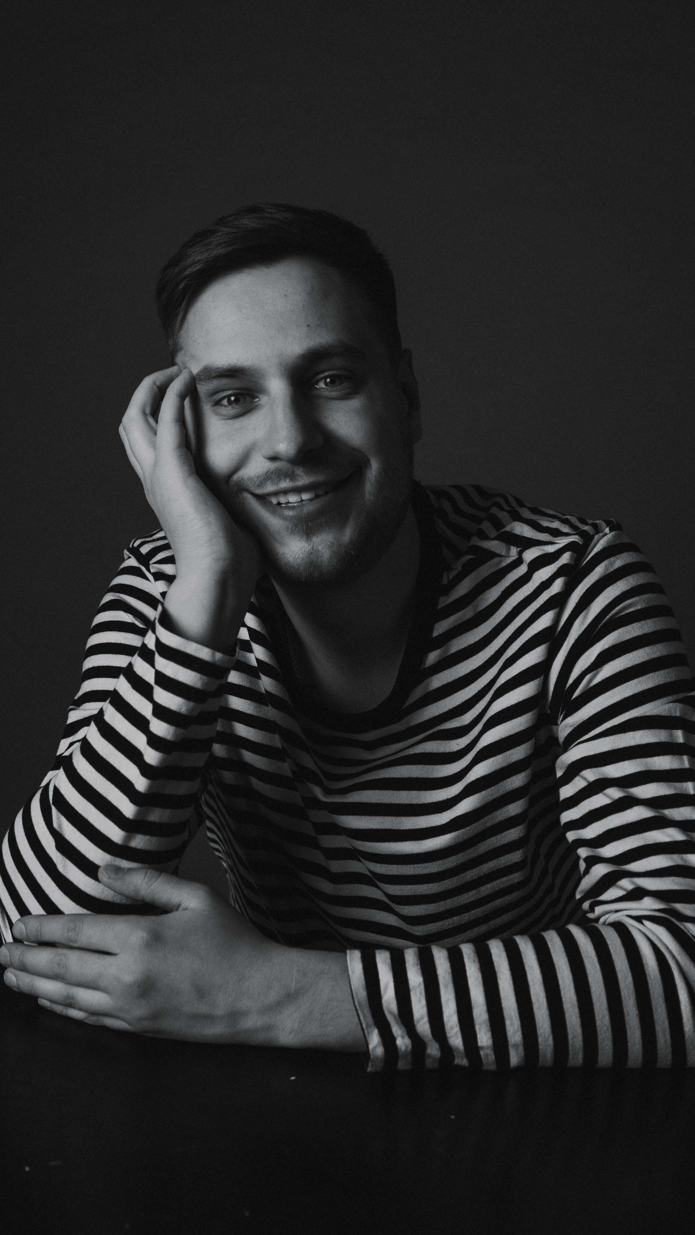 Паша Турист. Фотографирую женщин, мужчин и их отношения