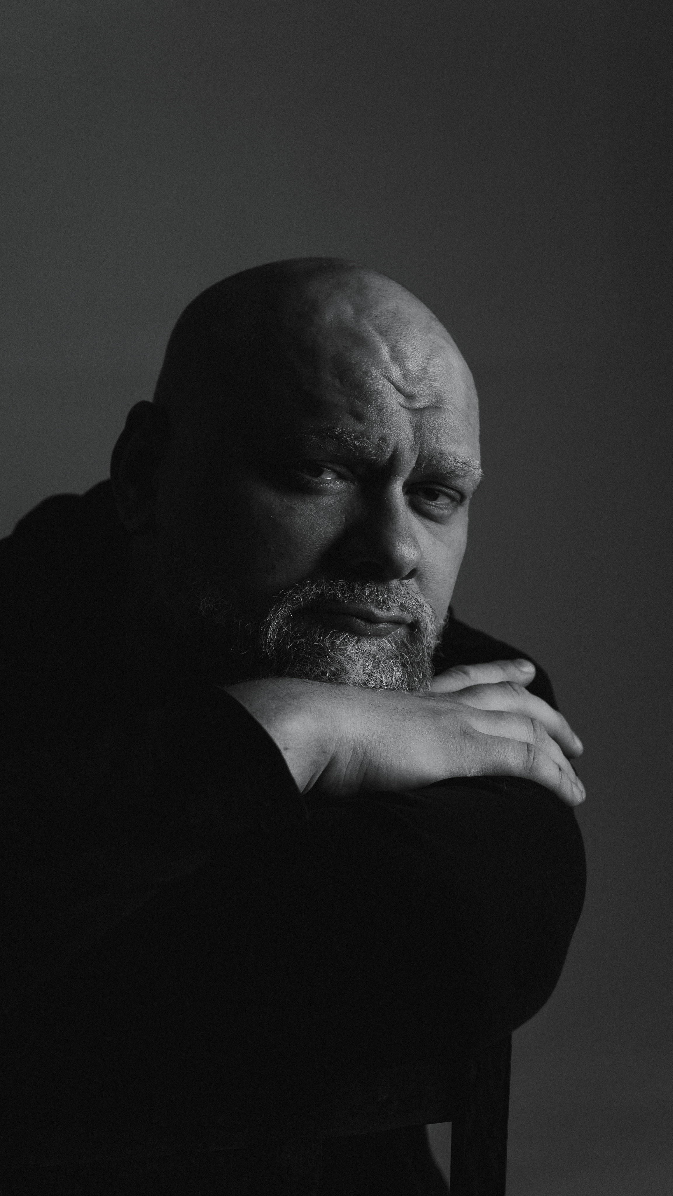 Сергей. Фотографирую женщин, мужчин и их отношения