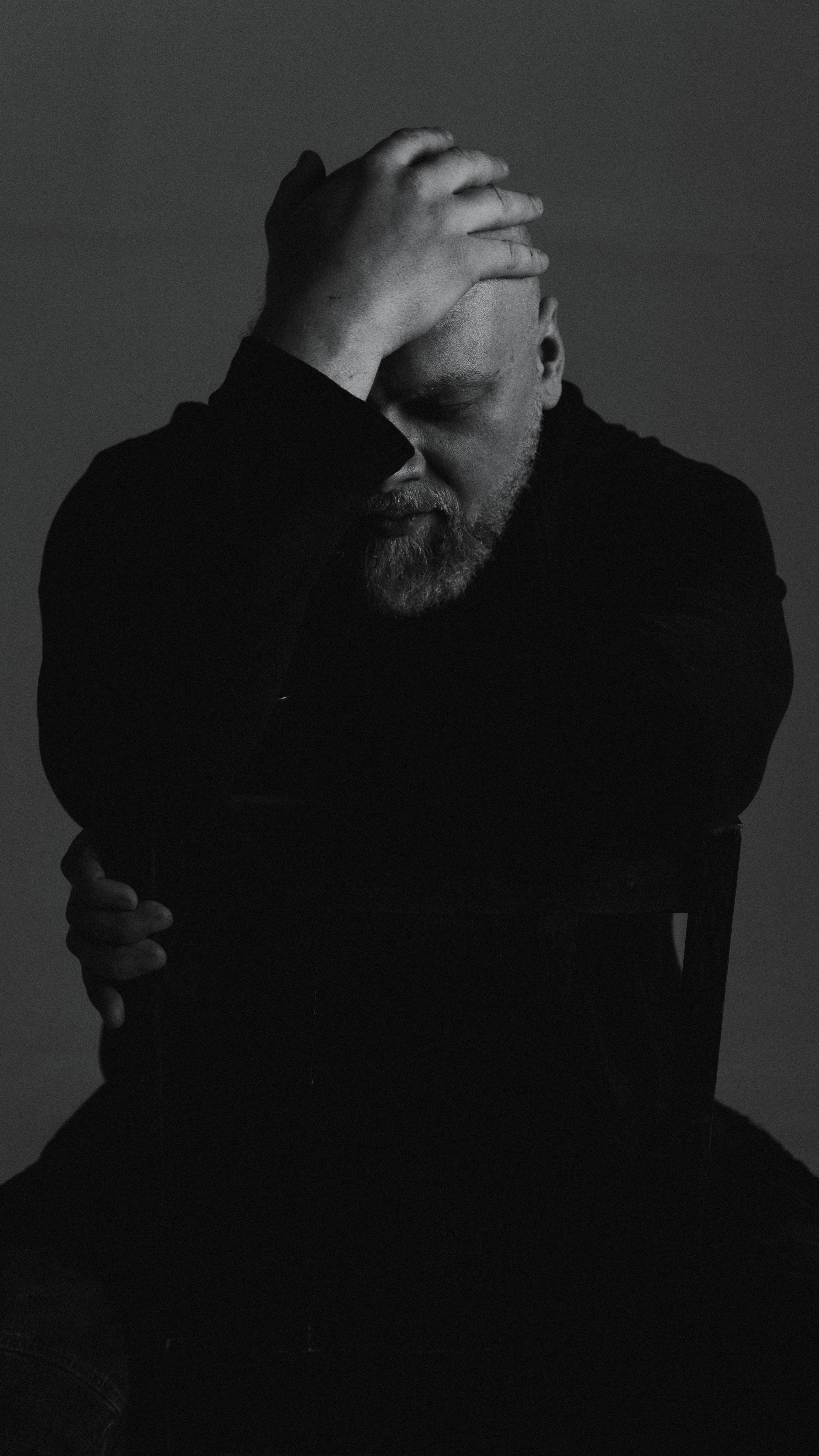 Сергей. Фотографирую женщин, мужчин и их отношения