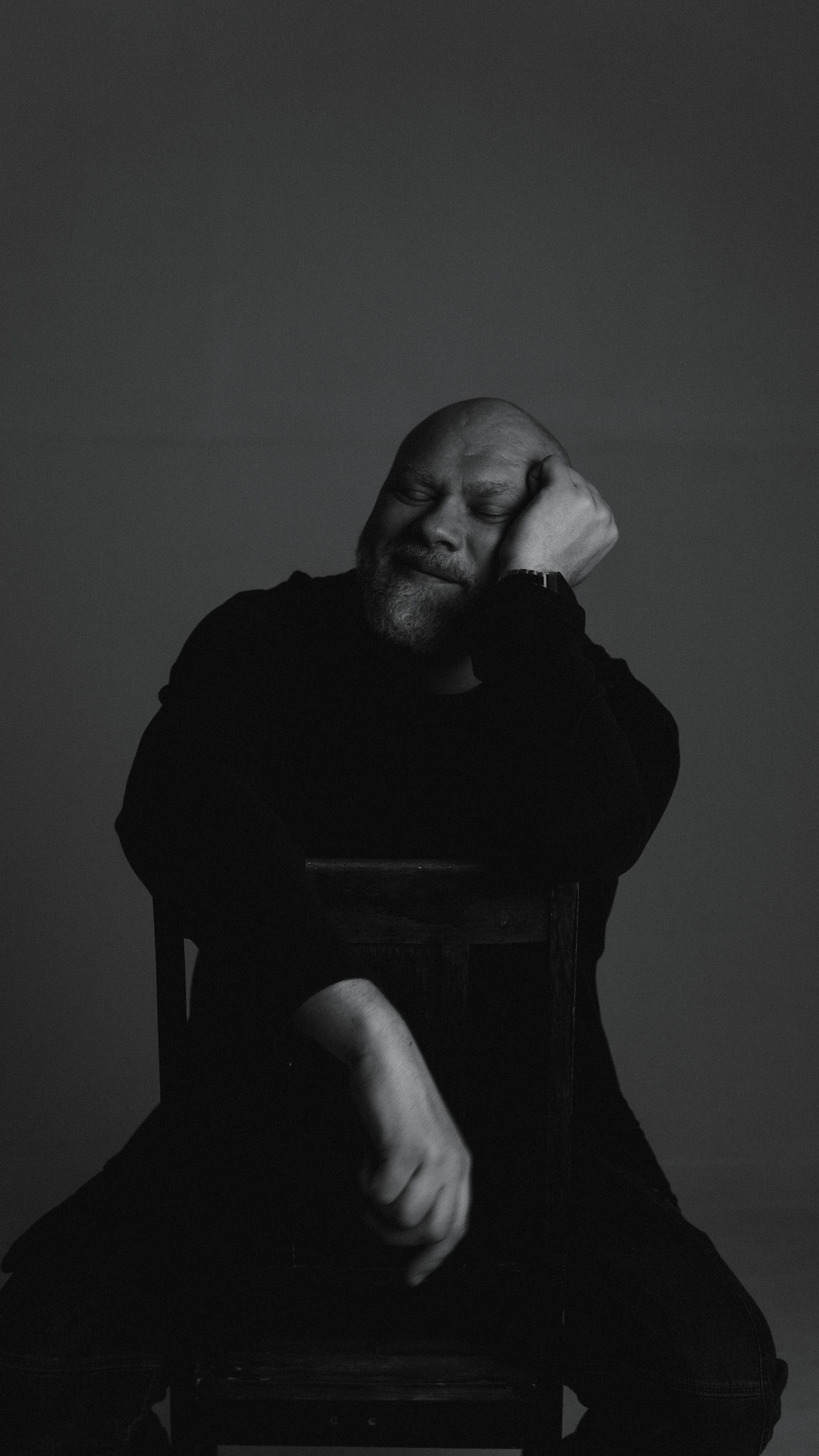 Сергей. Фотографирую женщин, мужчин и их отношения