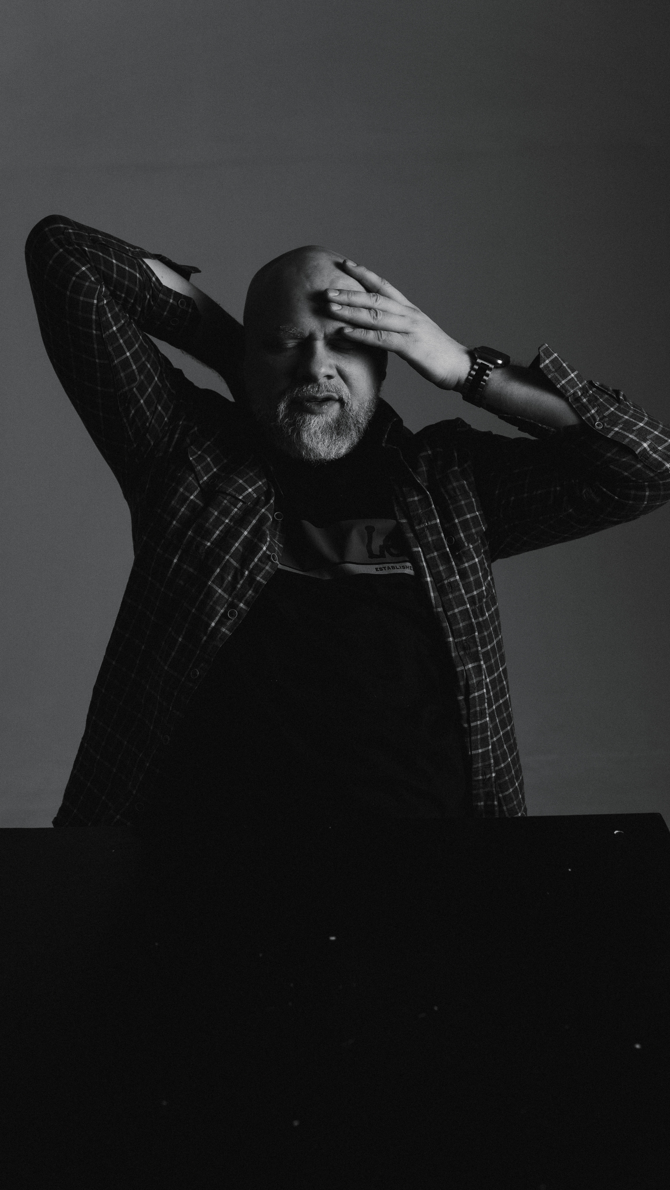 Сергей. Фотографирую женщин, мужчин и их отношения