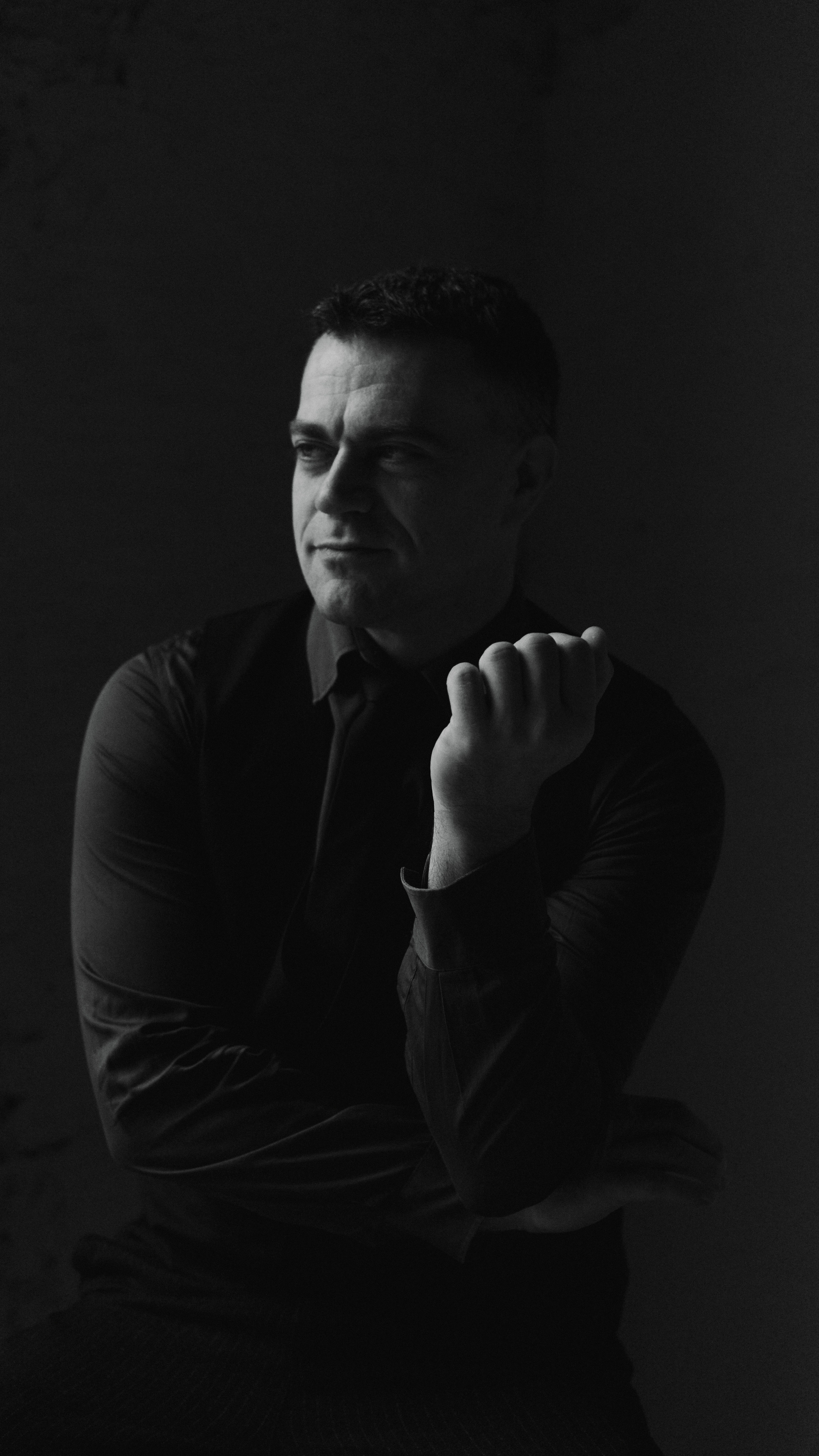 Виталий. Фотографирую женщин, мужчин и их отношения